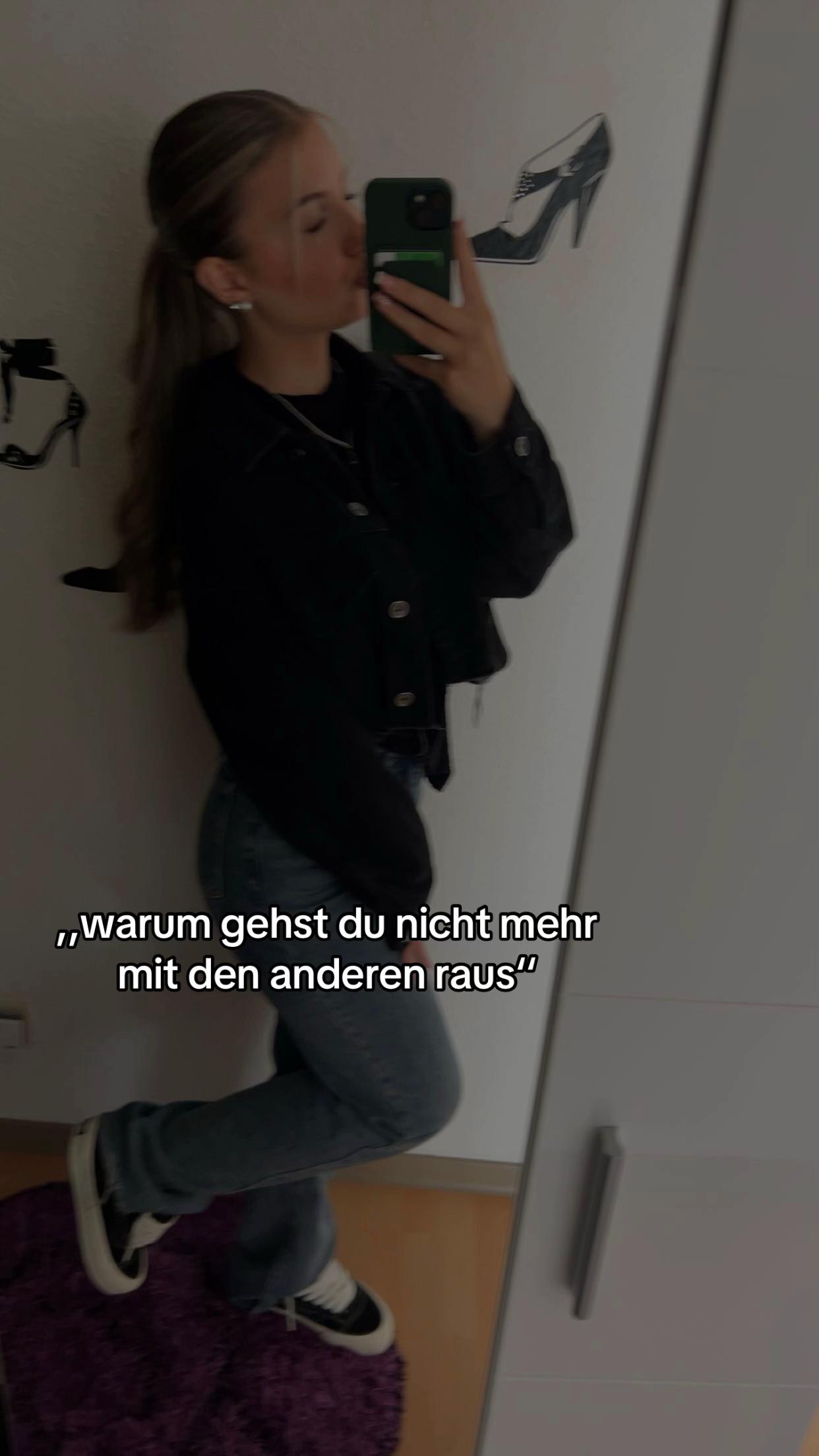 @𝐅ꨄ