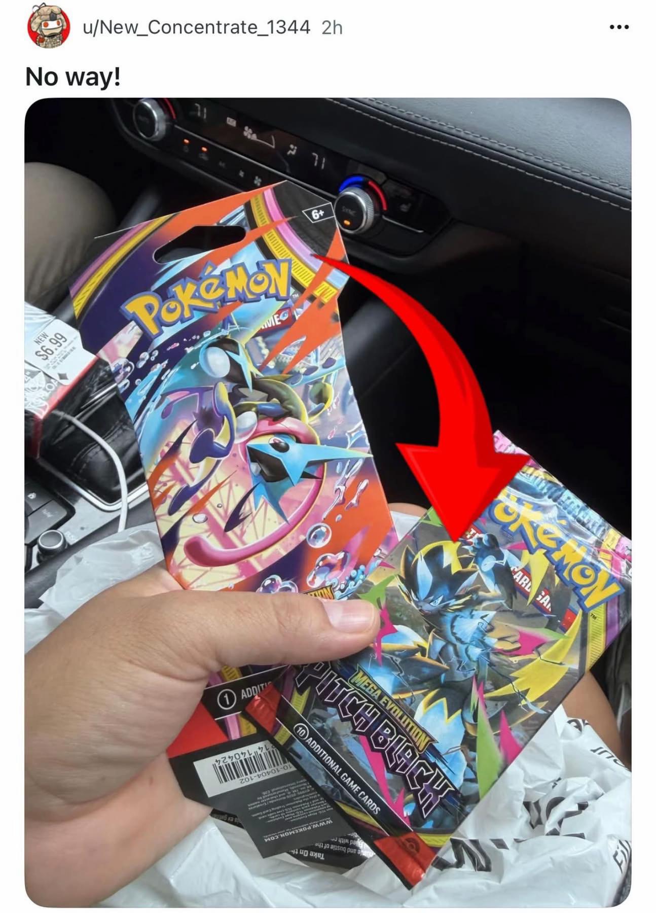 @Pok&eacute;Tee