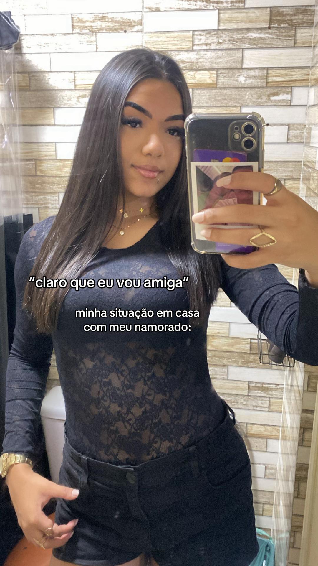@julia ferreira 🎀