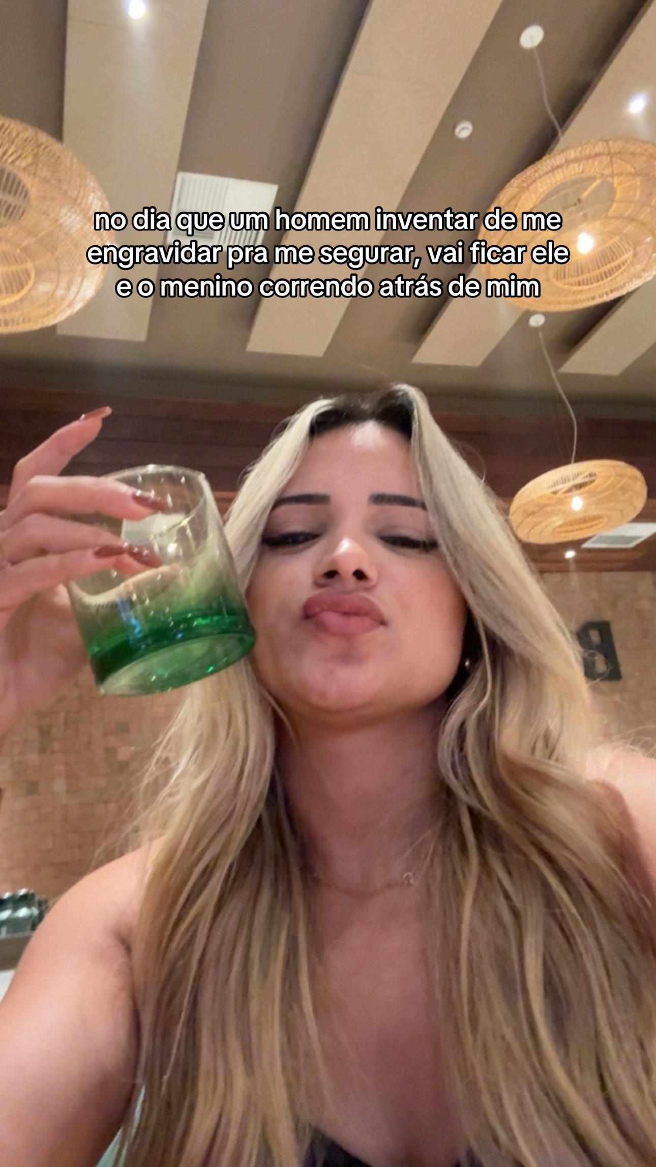@larissasantosoficial 🩵