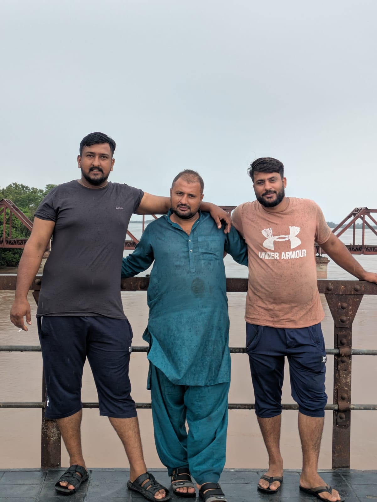 @Gujrati Munda