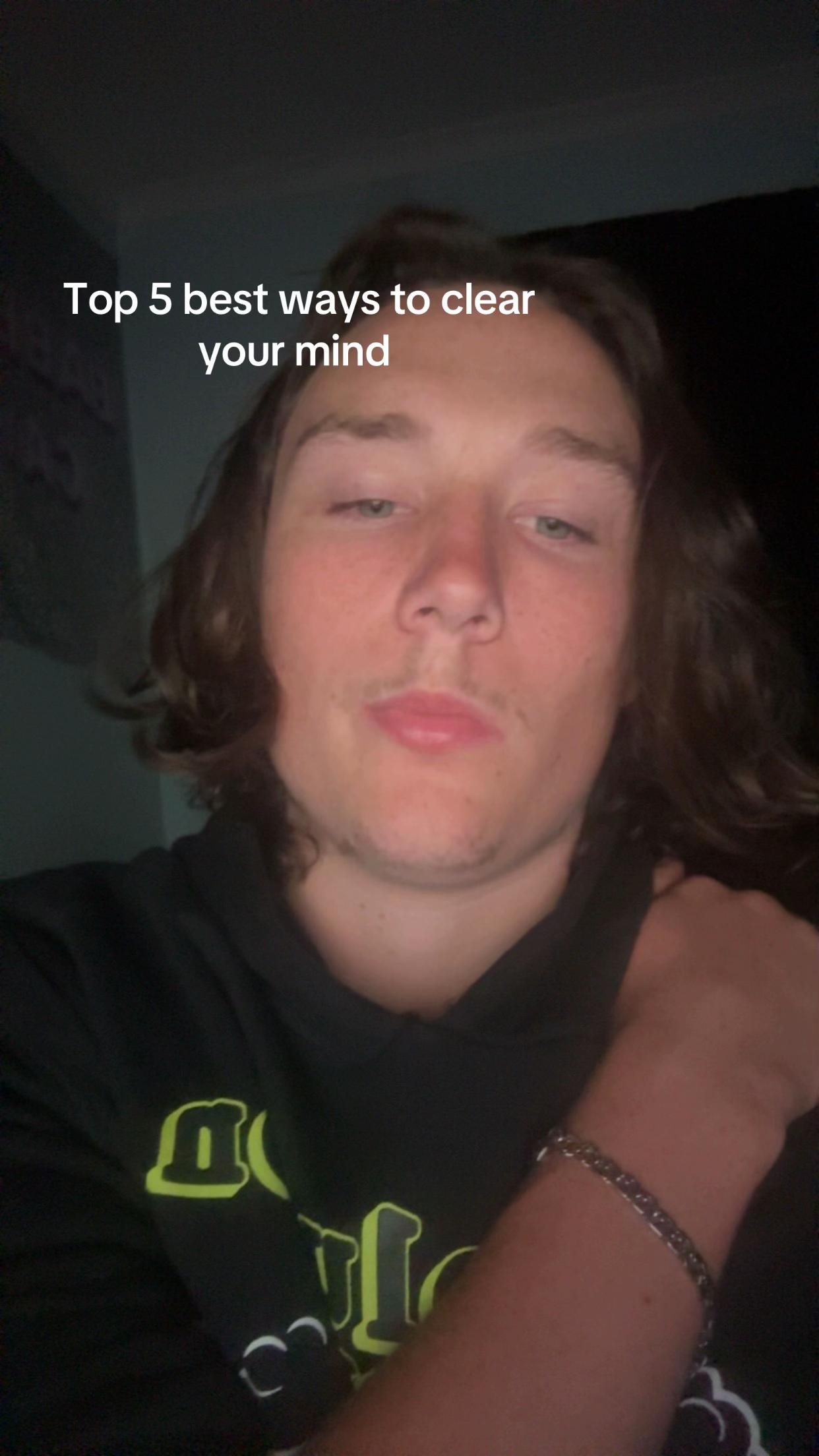 @️
