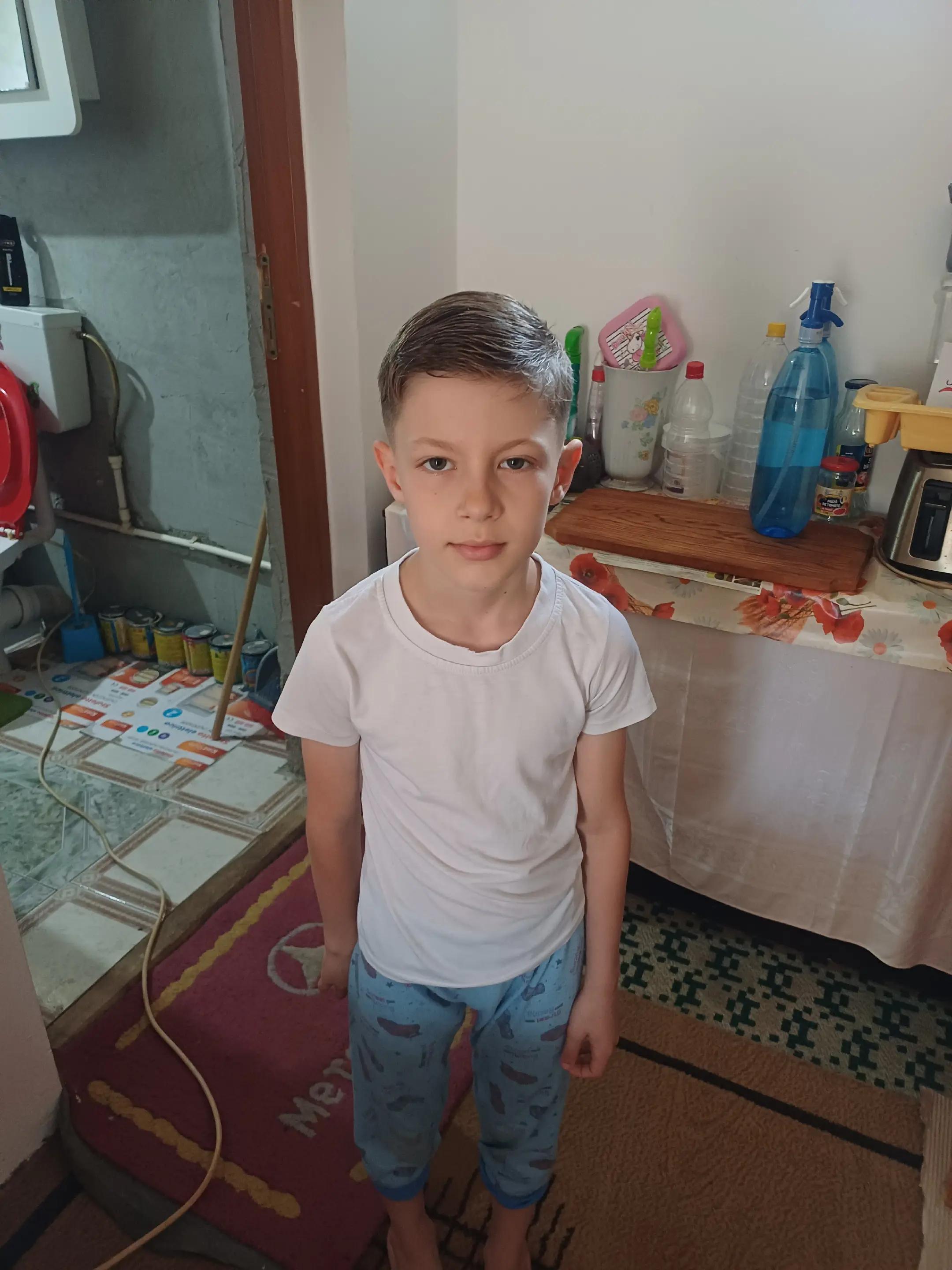 @user19750415