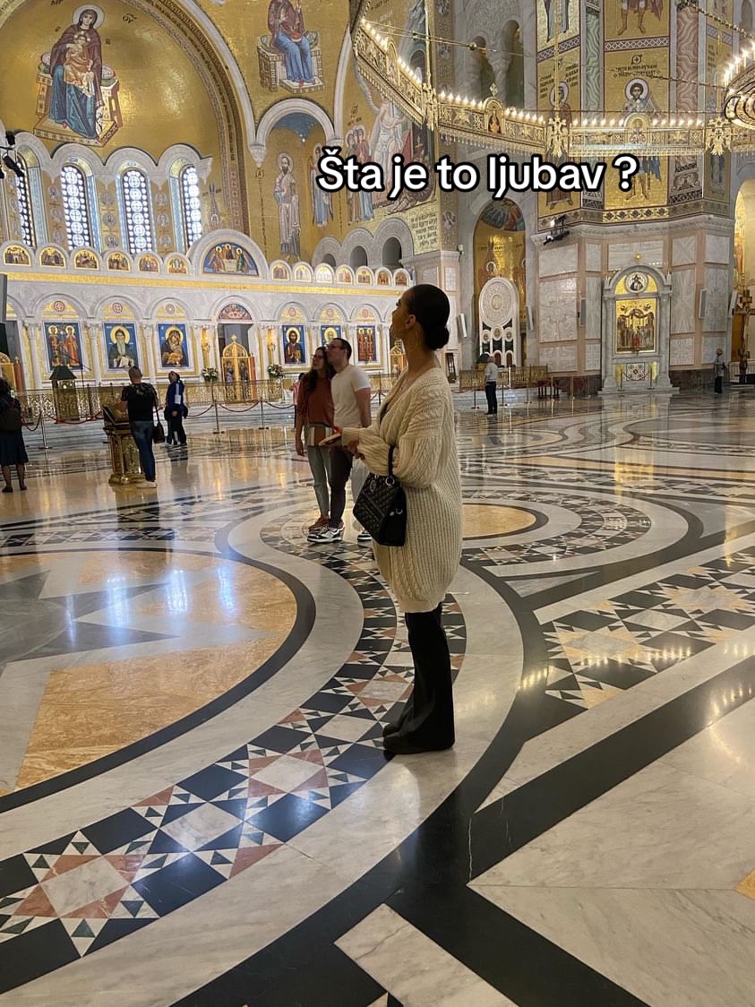@Iness🇷🇸