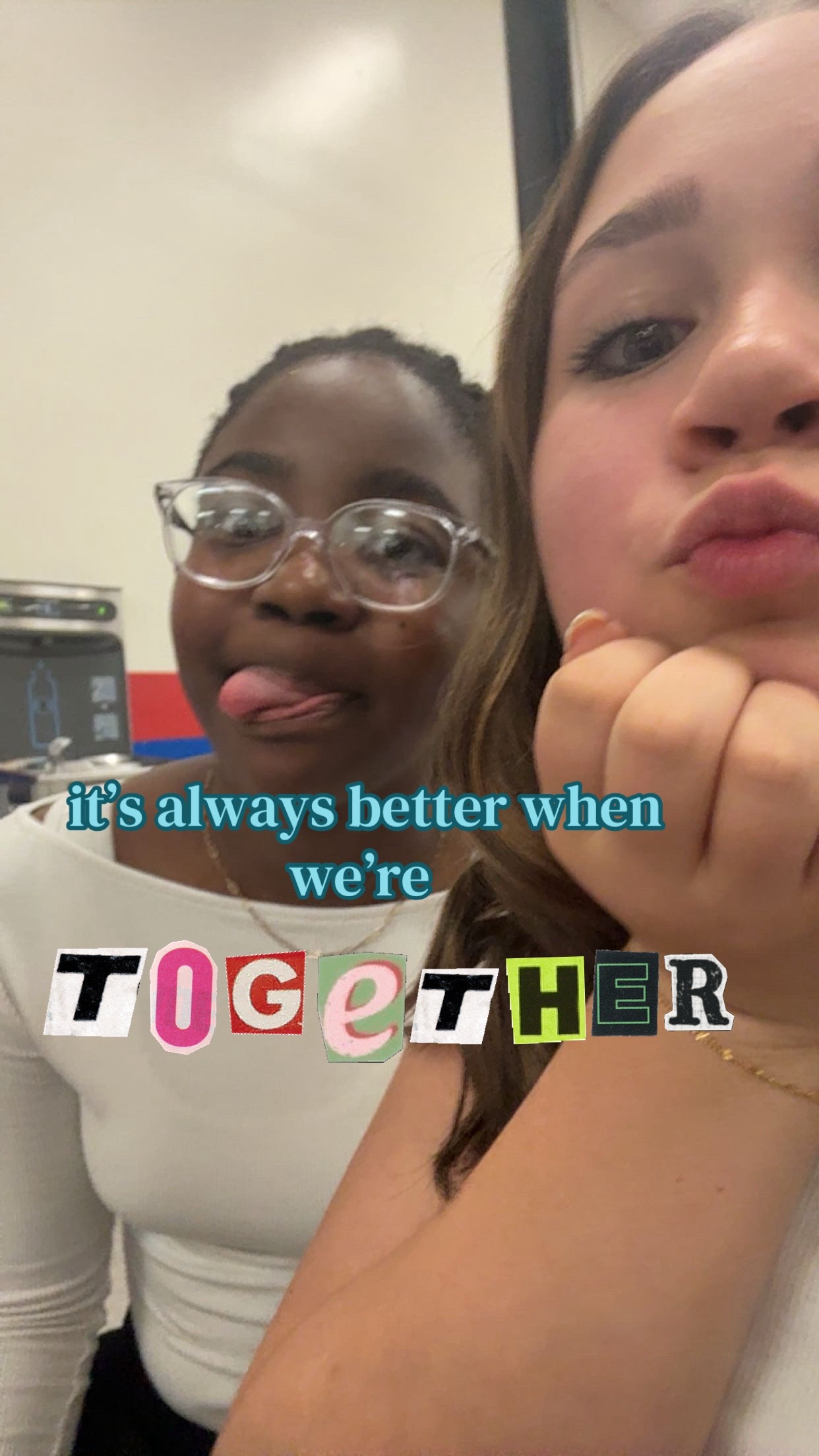 @Chlo🦩