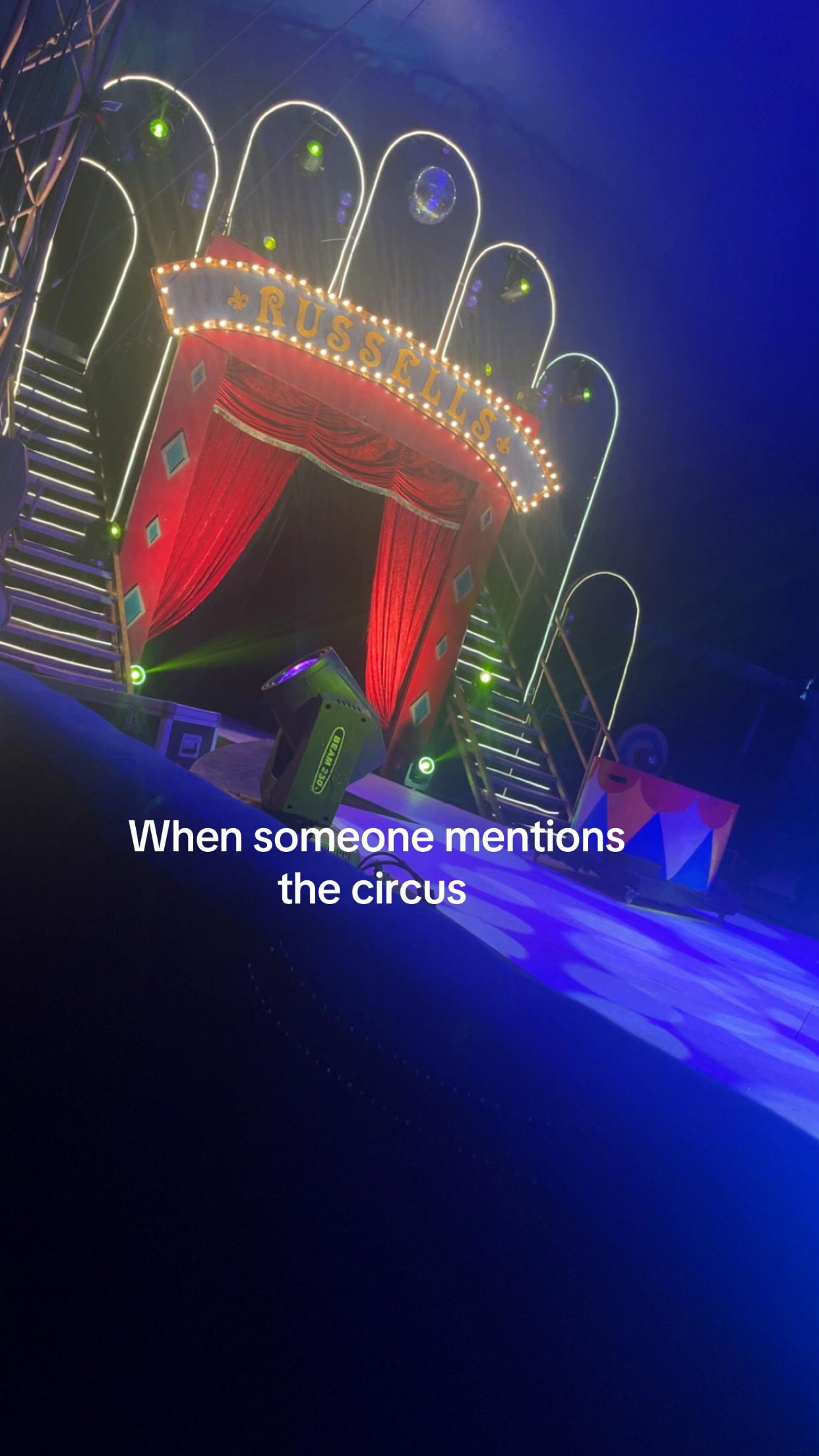@Demi 💋🪩♾️™️