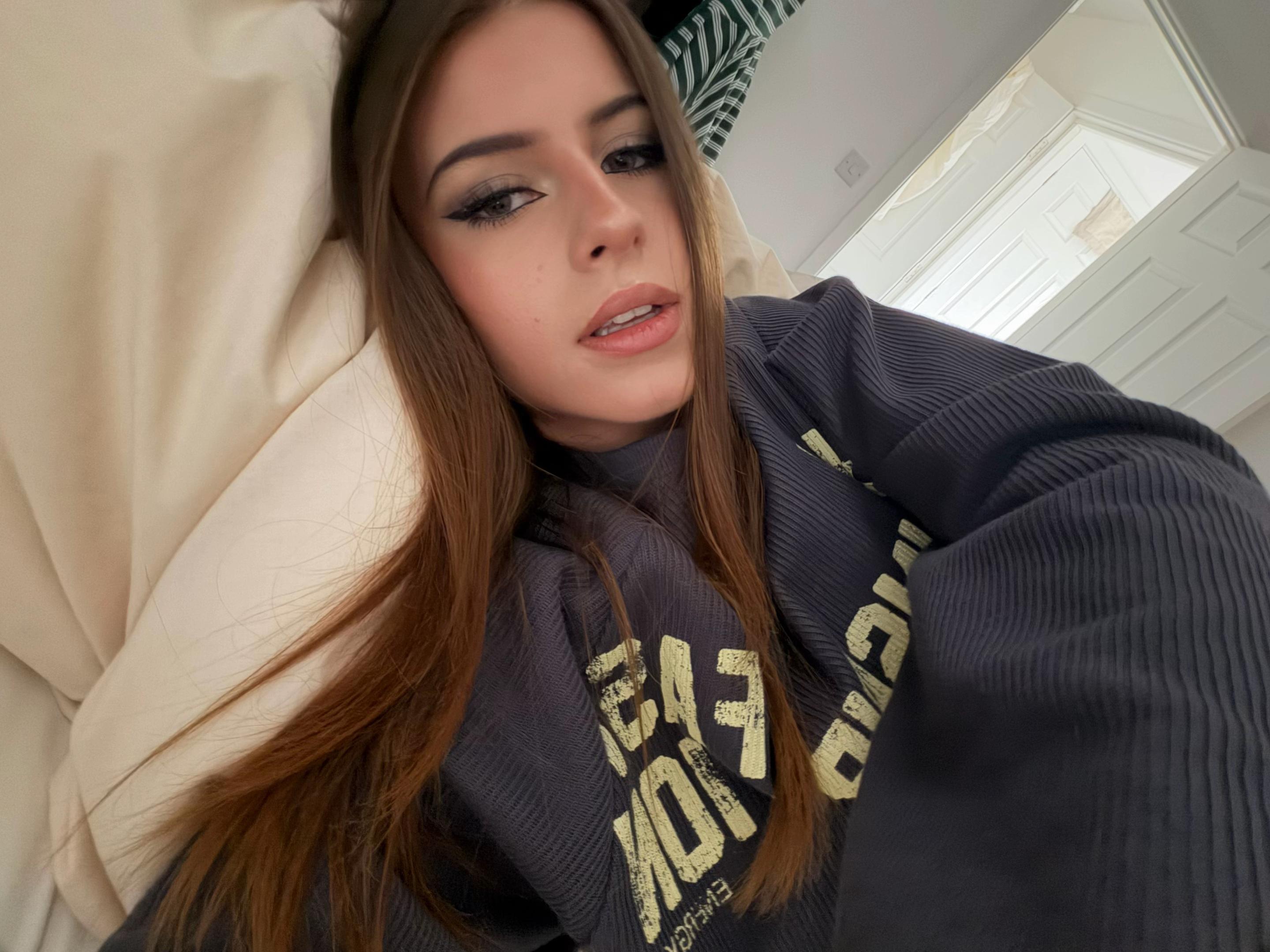 @notcarawatsca