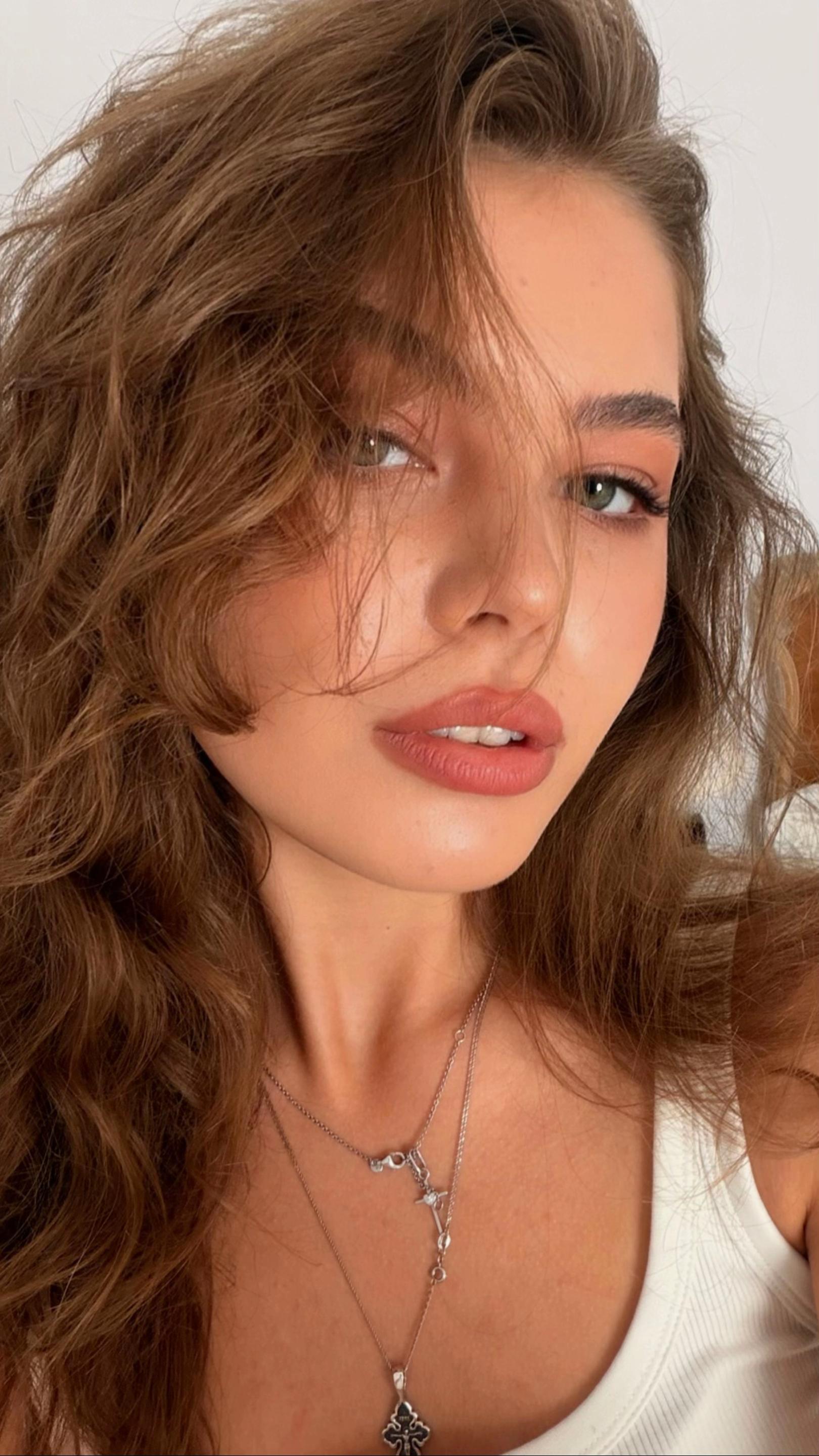 @kaatrinee