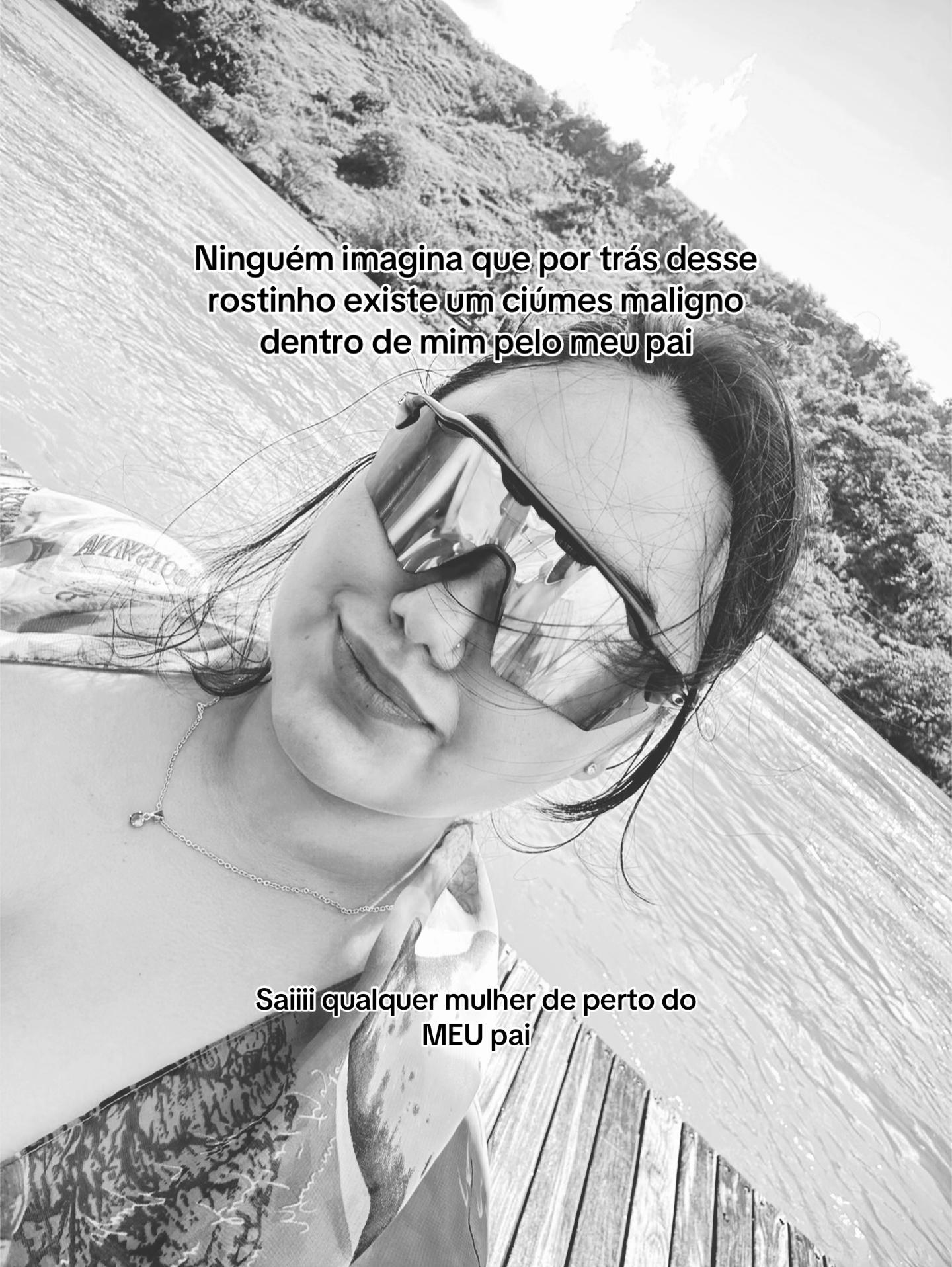 @Victória Nogueira