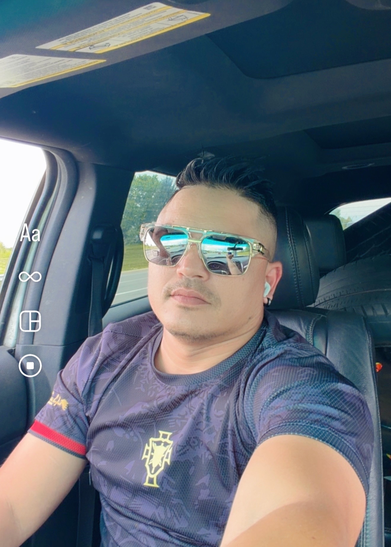 @Renny😎