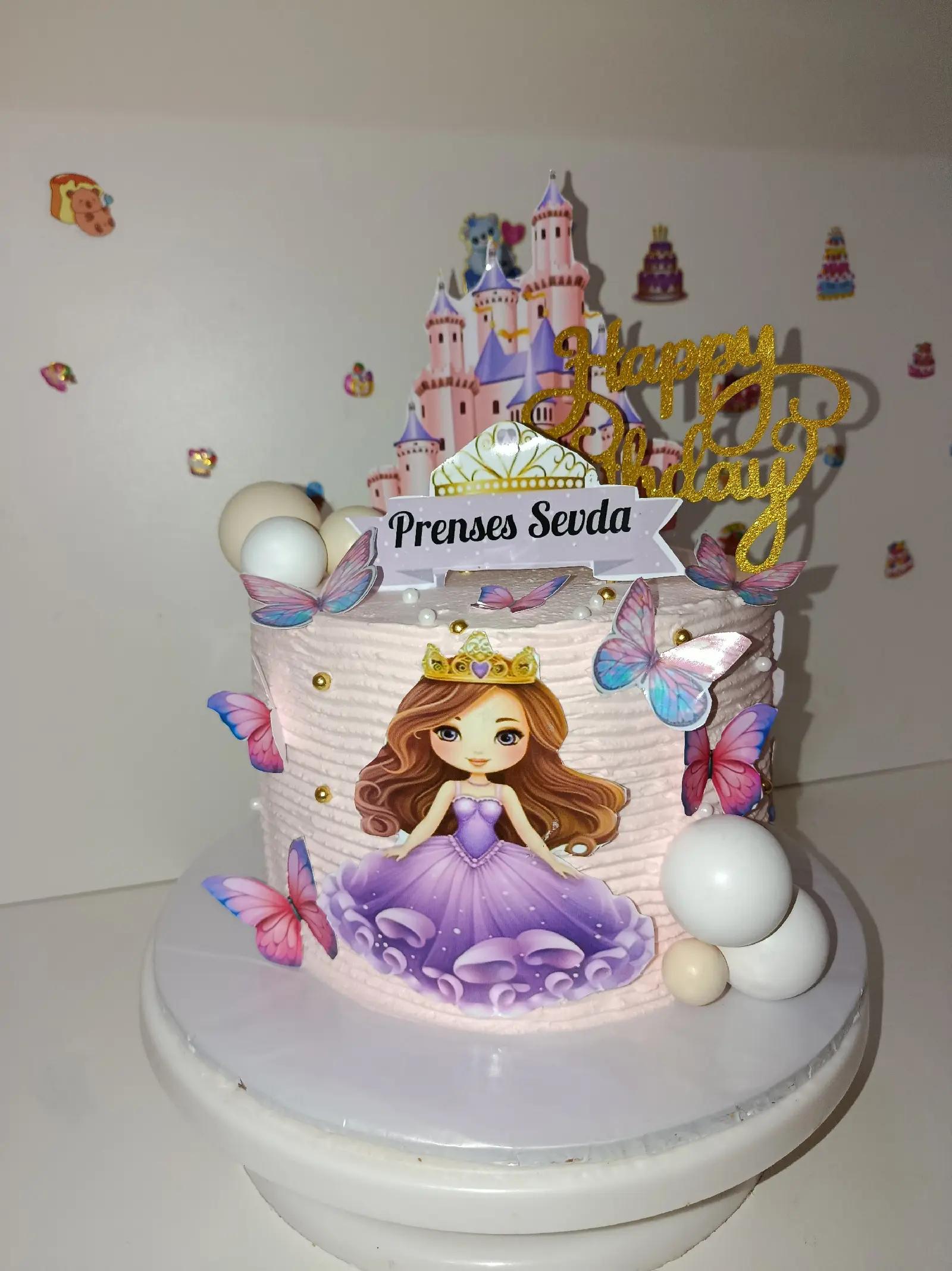 @Zehra_cakebacery