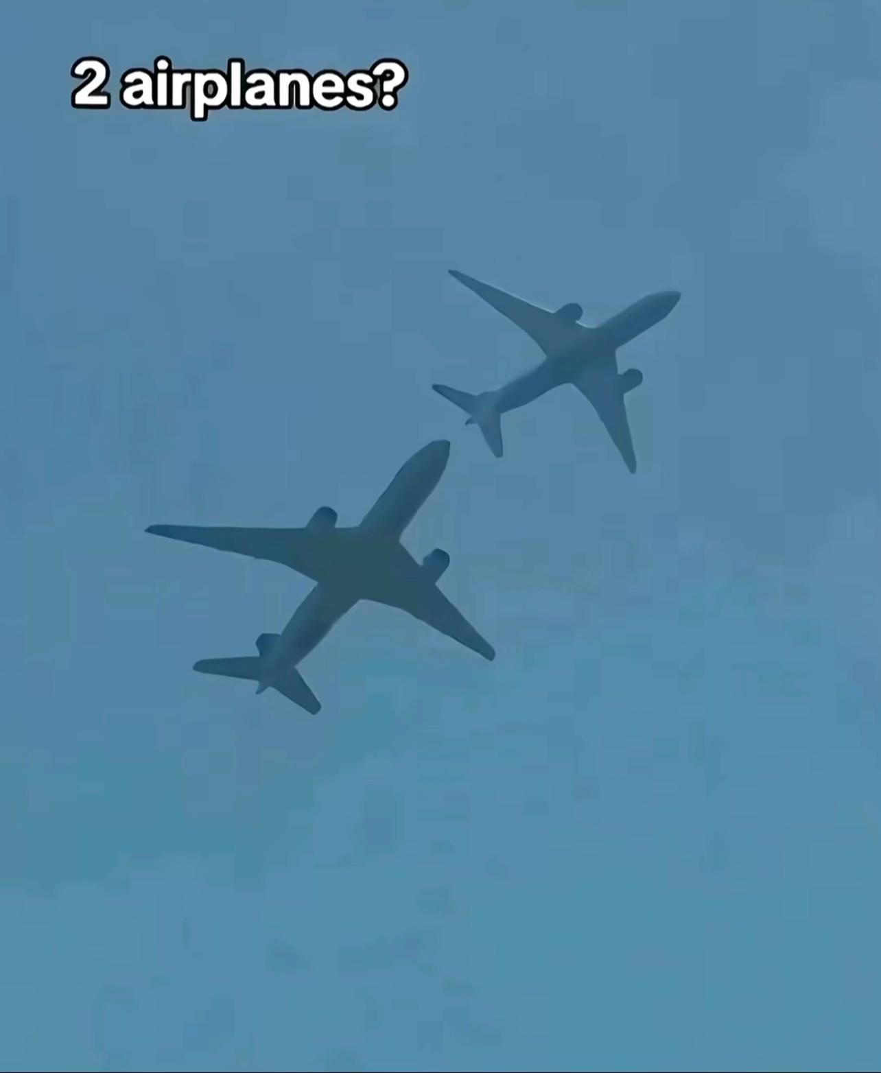 @🦅