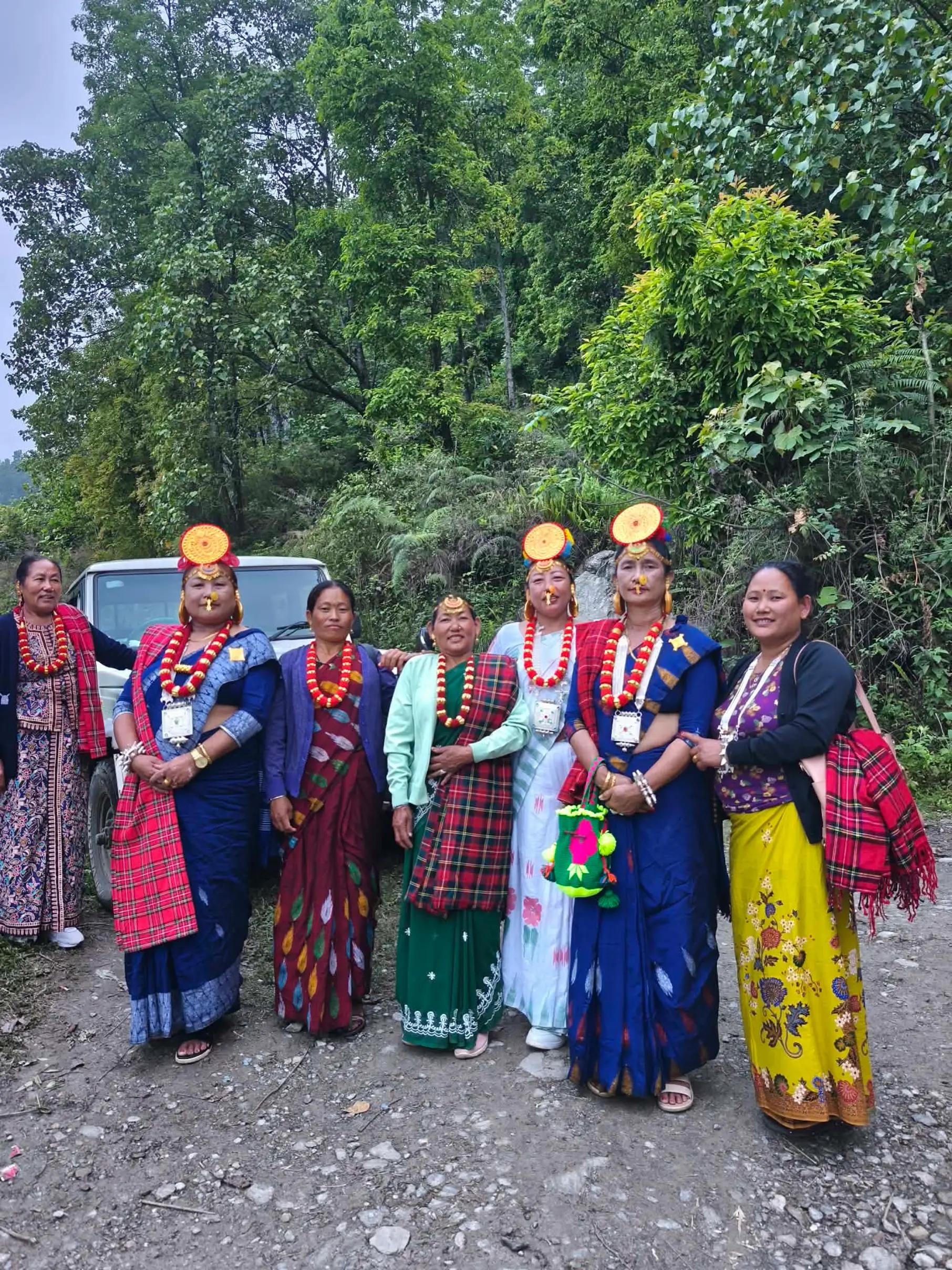 @मनु लिम्बू