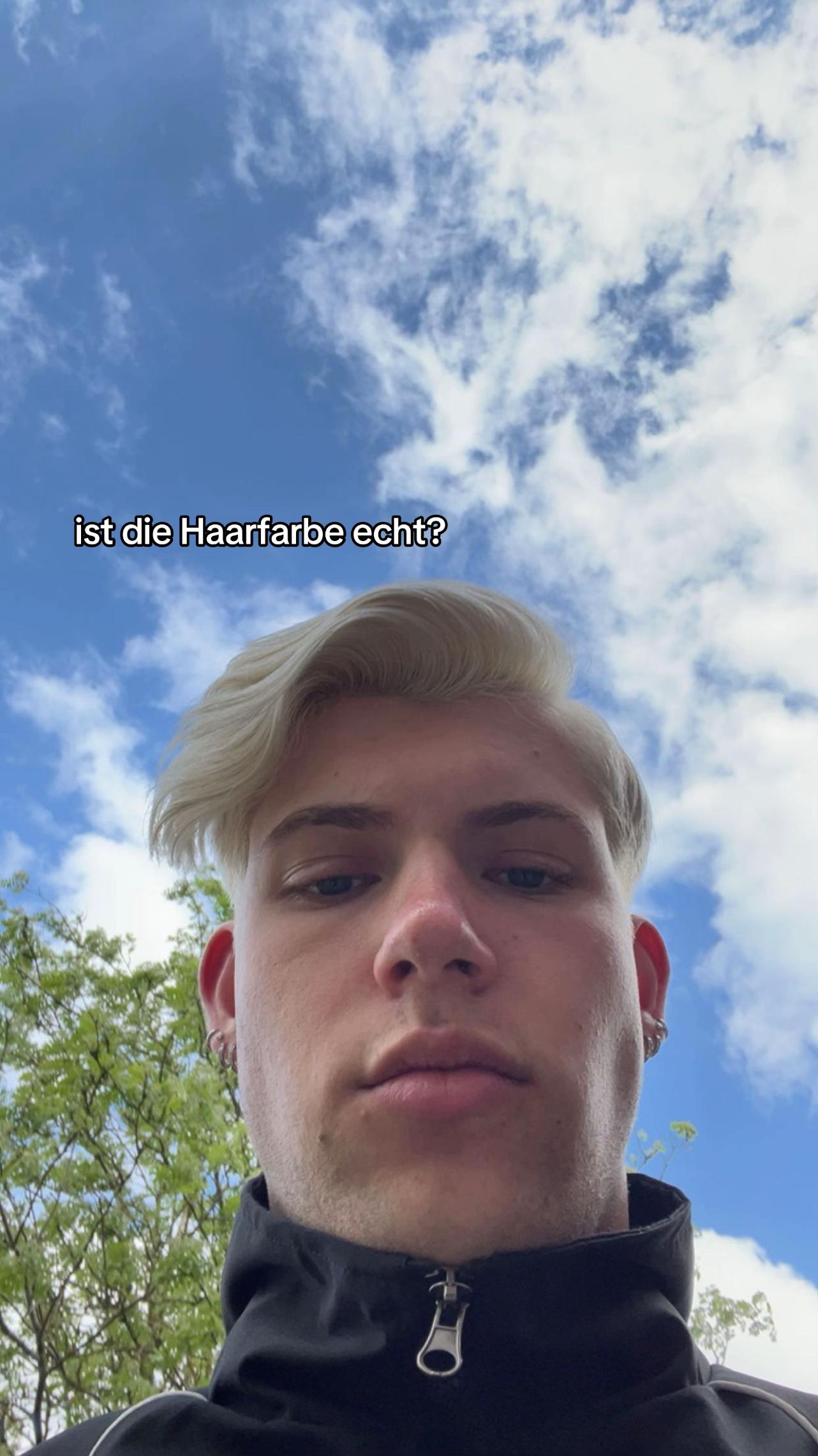 @𝓂𝒶𝓇𝓋𝒾𝓃 🪩