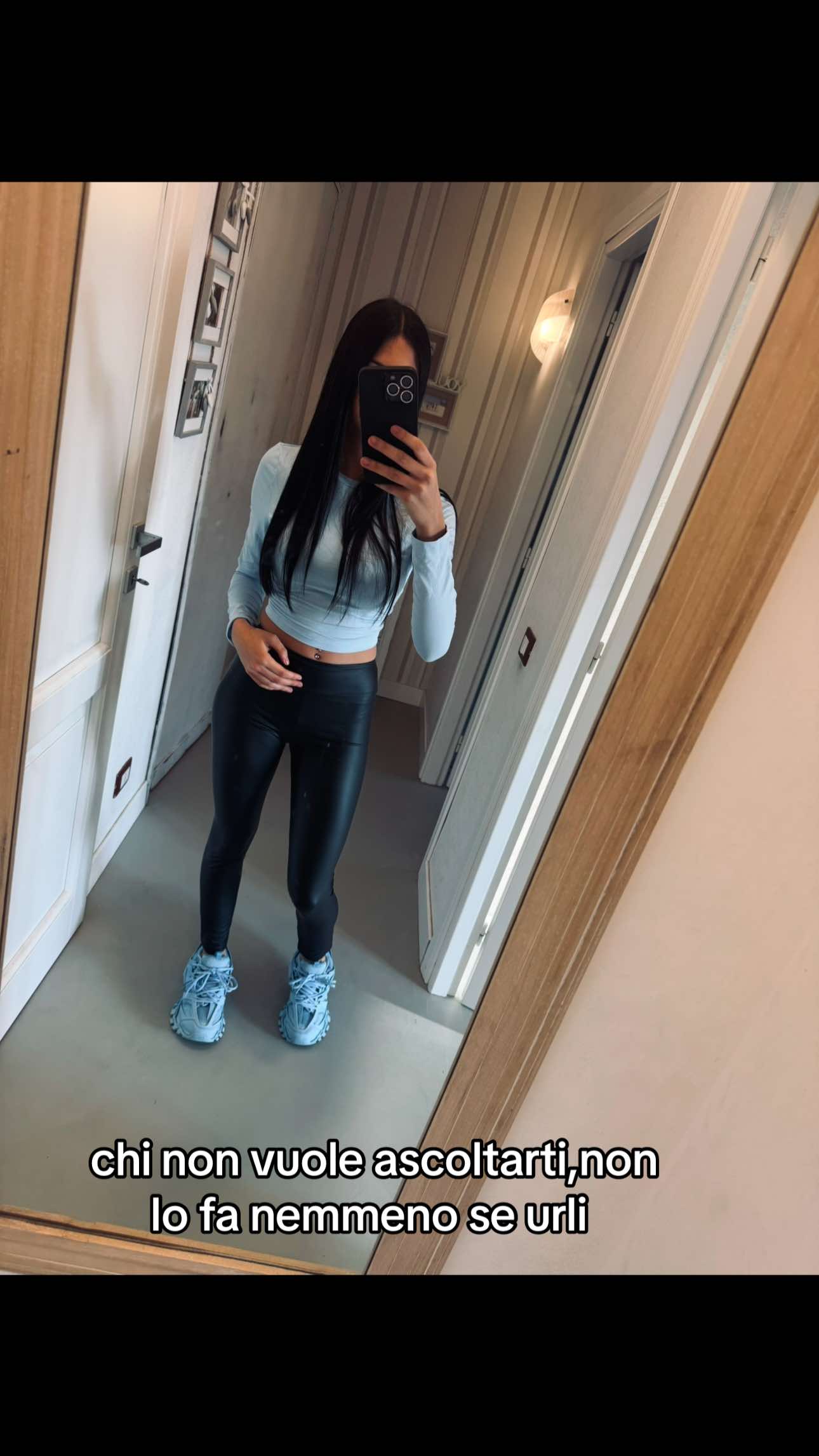 @auroraa
