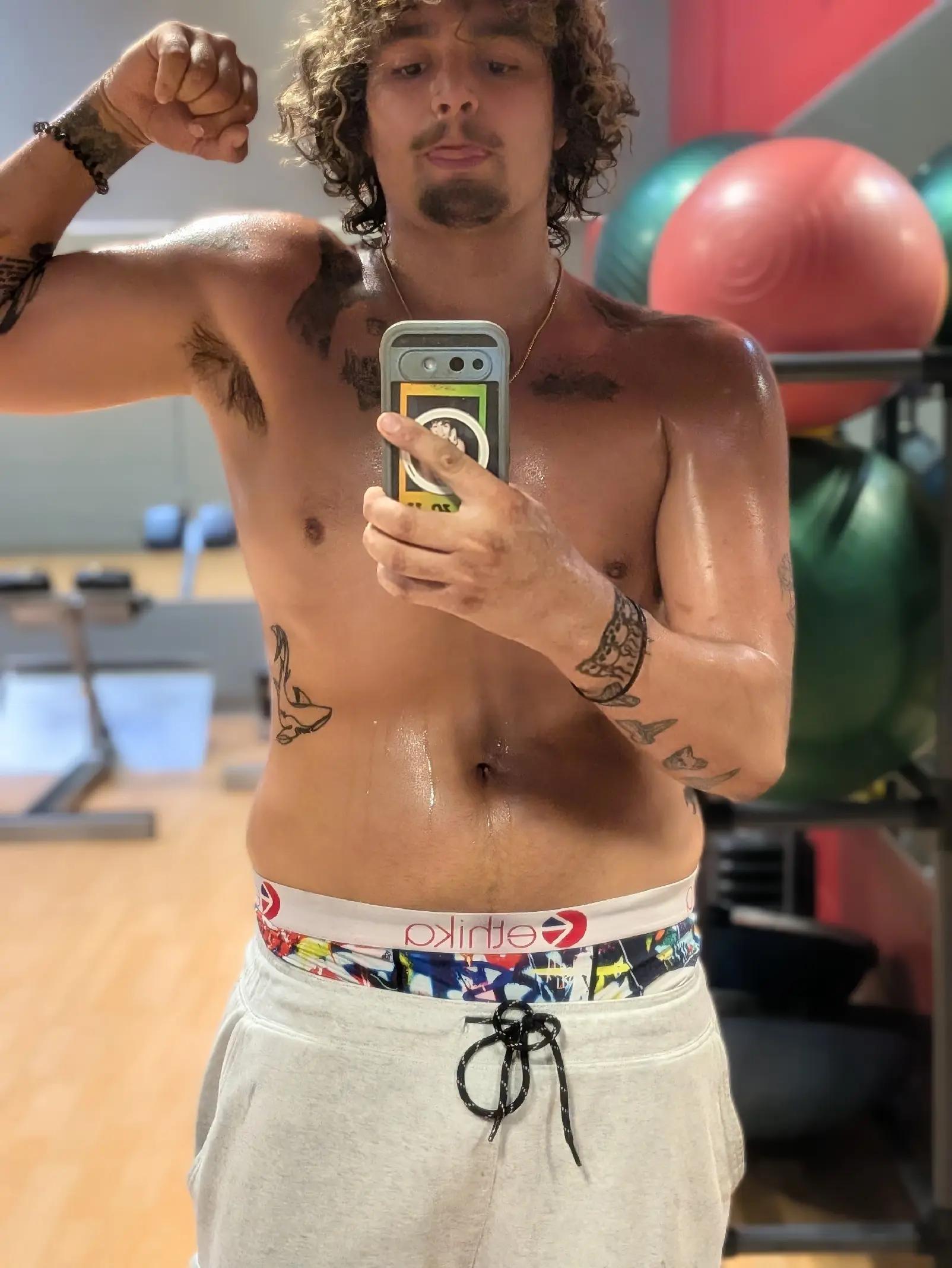 @axelkshelly