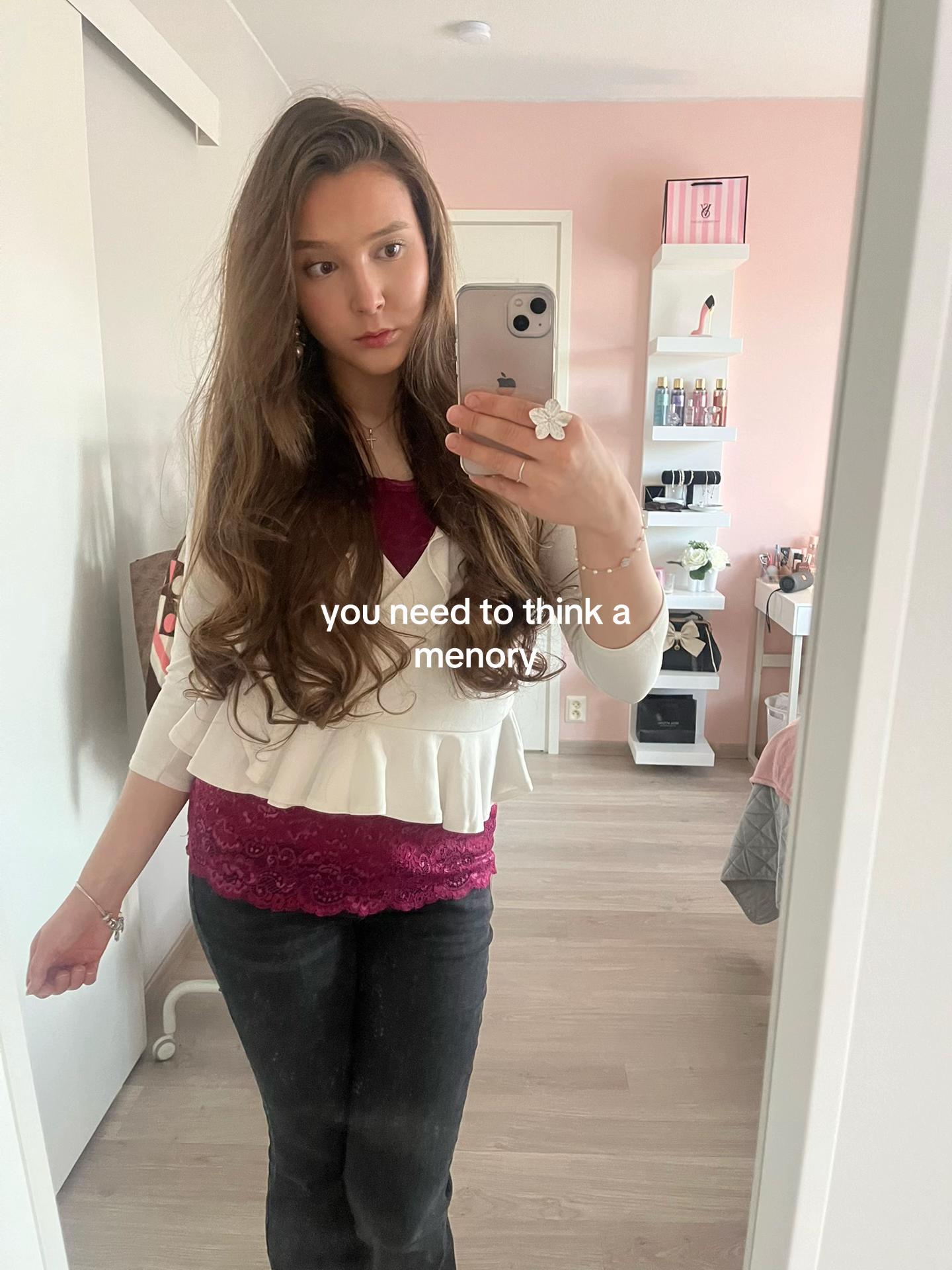 @𝓲𝓷𝓰𝓪🪽