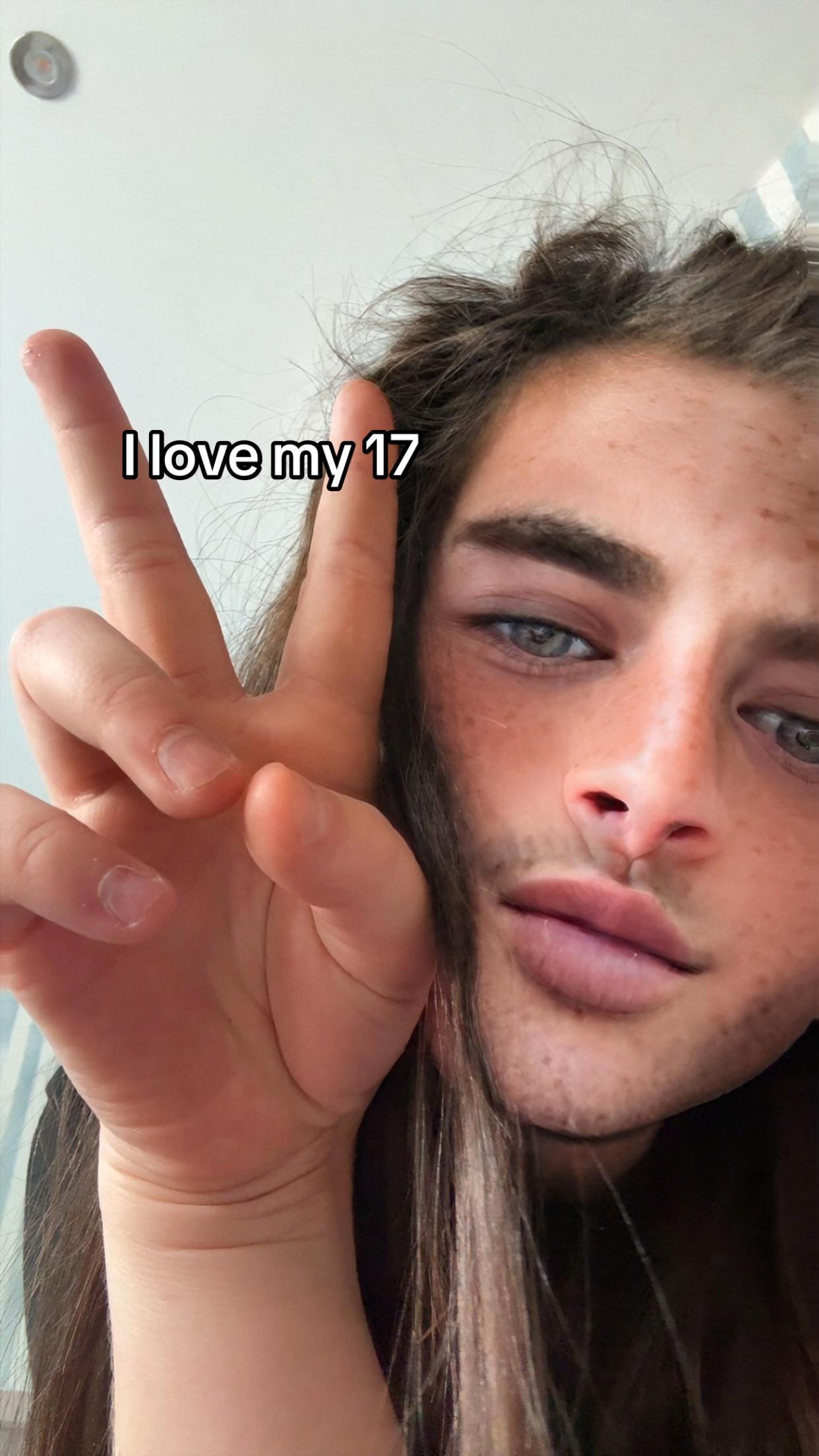 @Poppy ๐๐บ