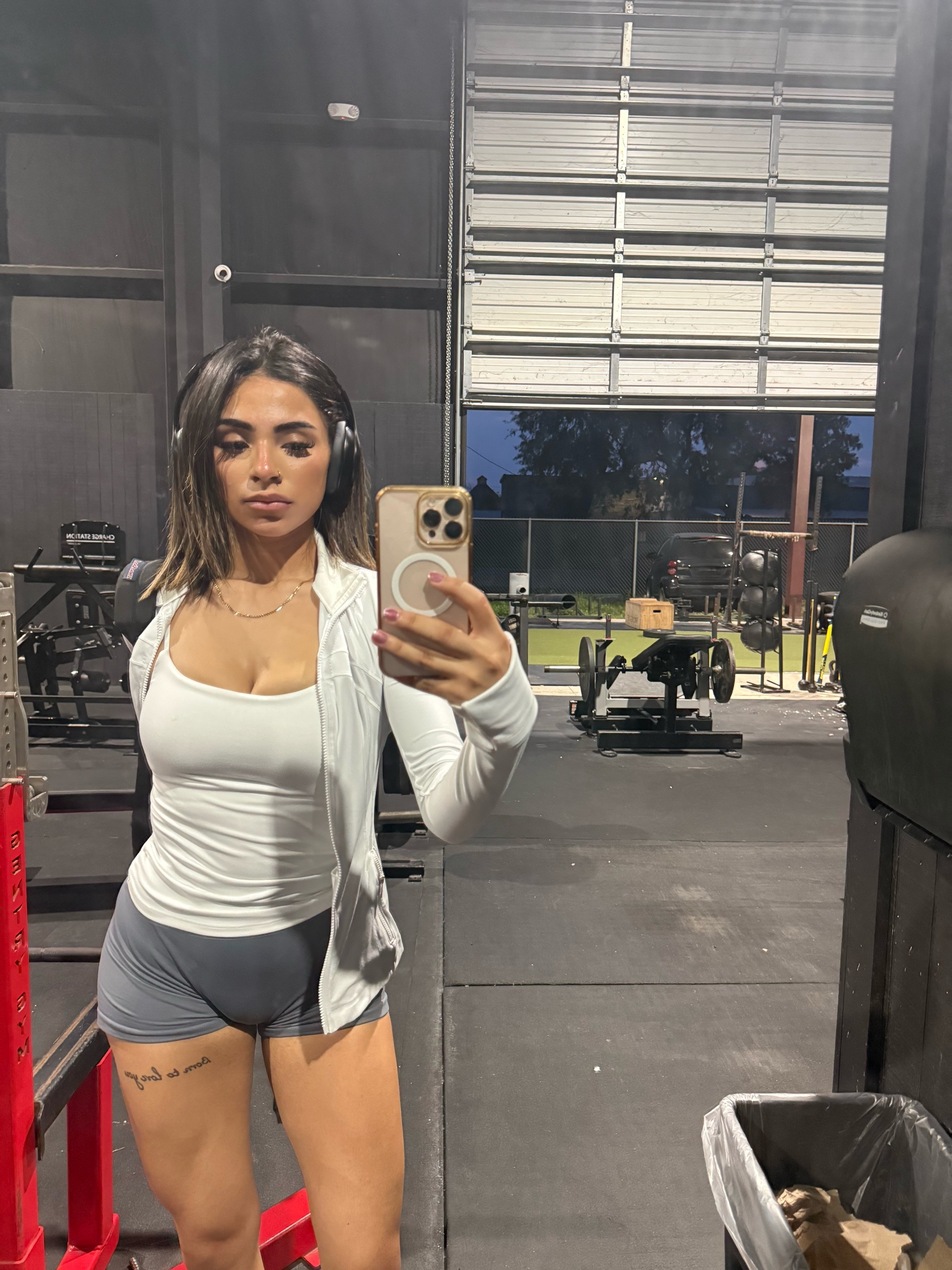 @Emiliaaa