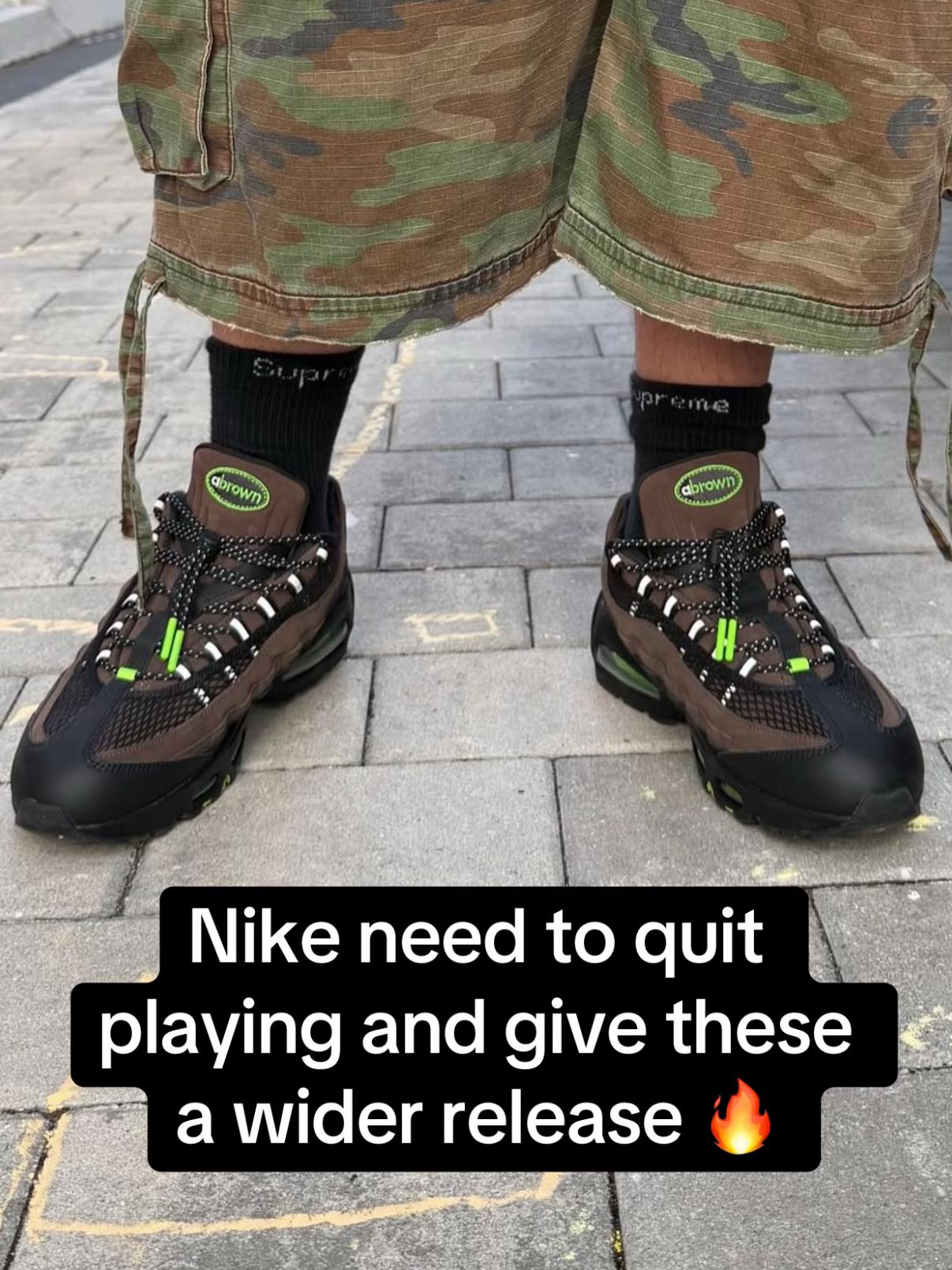 @Sneaker Freaker