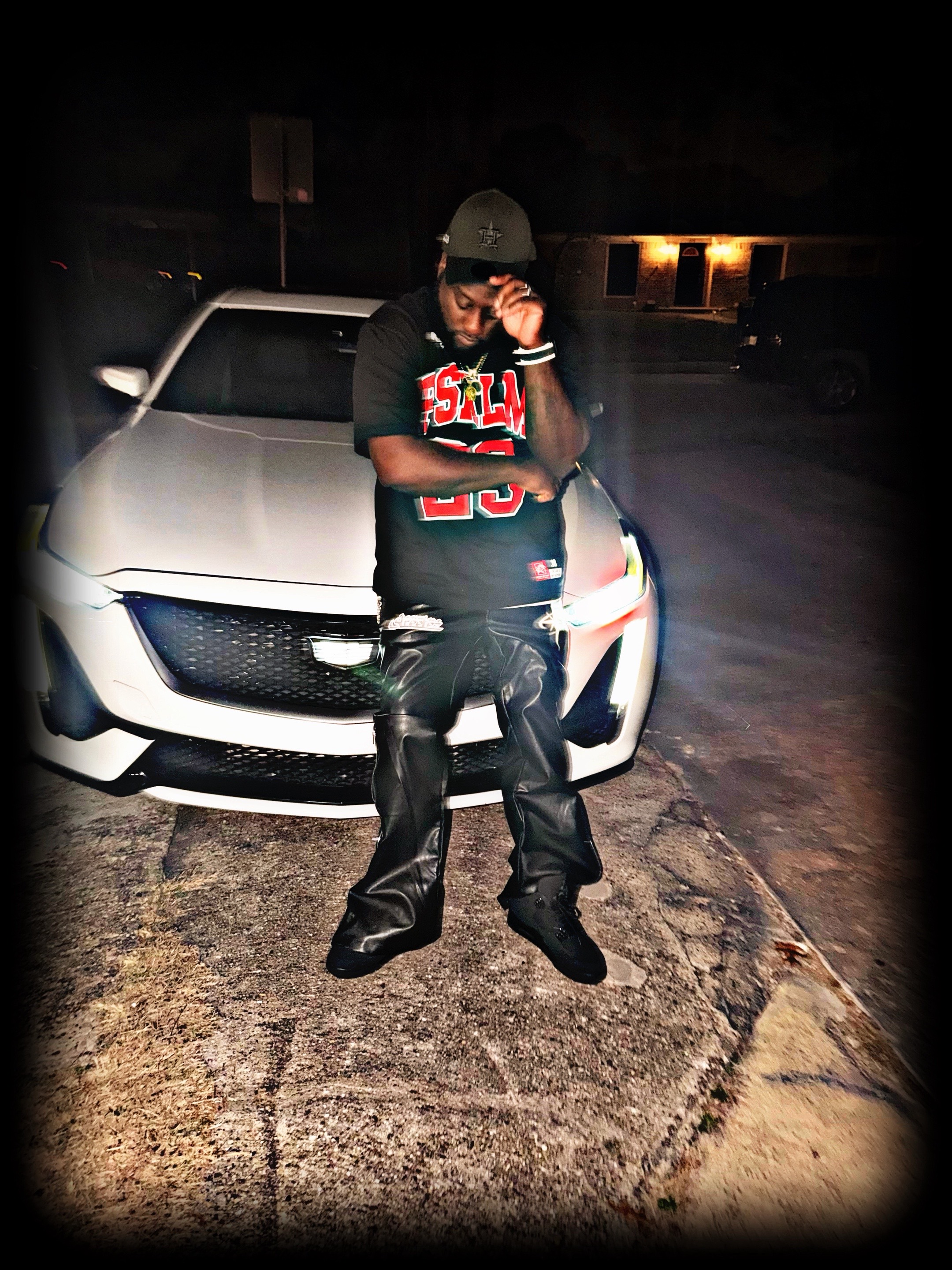 @Montana Kicks