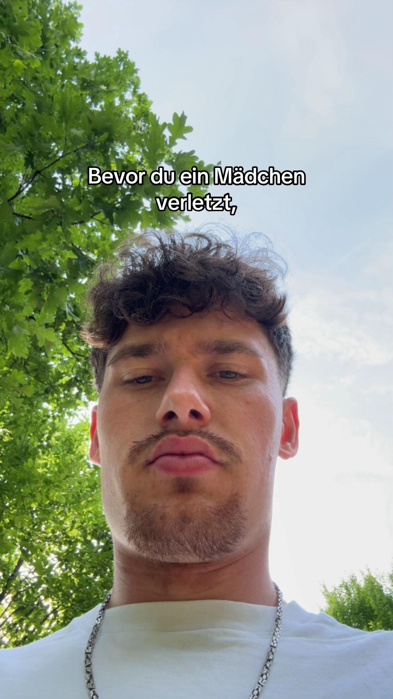 @DerAlmanMitGrünenAugen