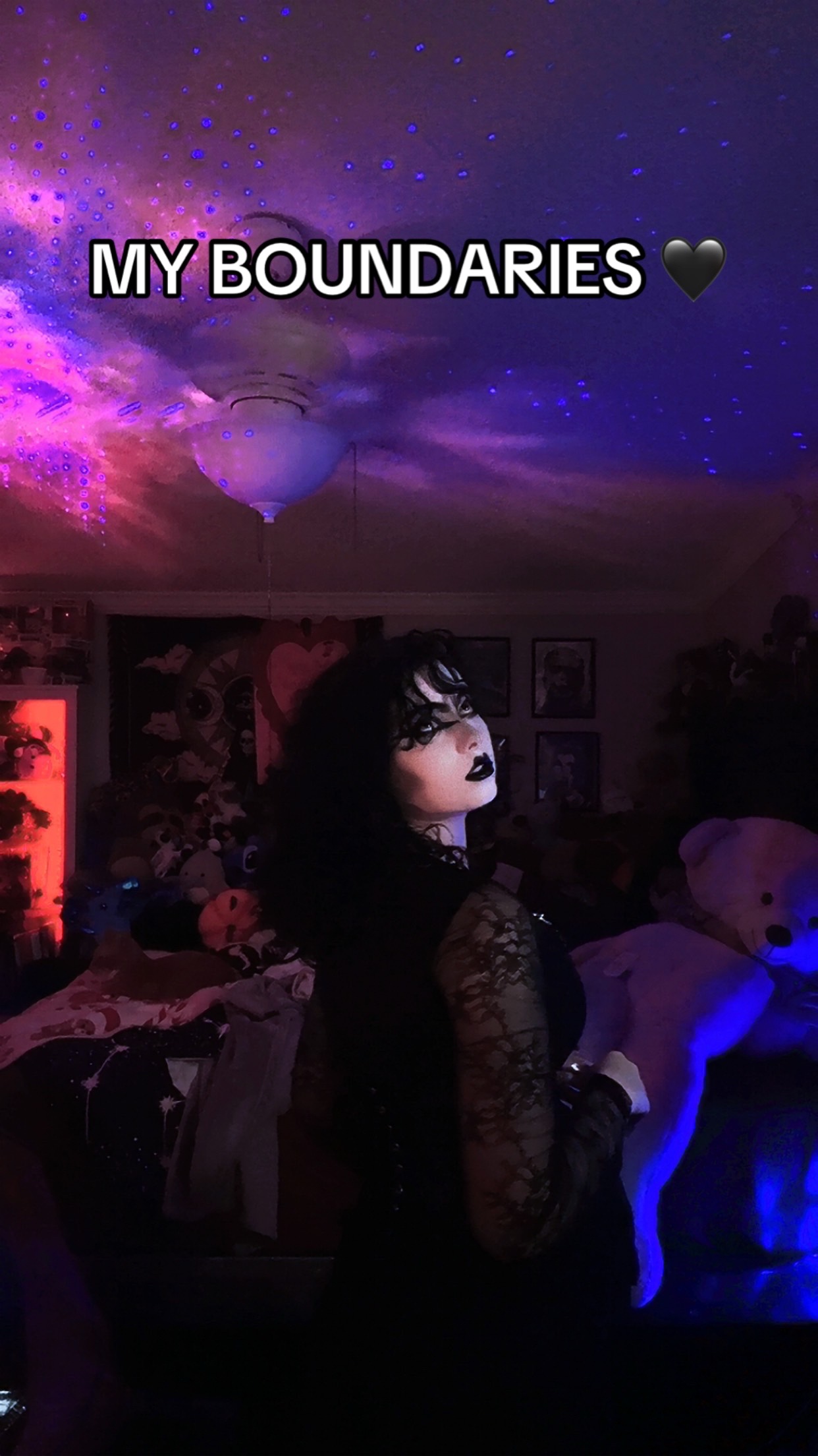 @🦇 Carmalie 🪦