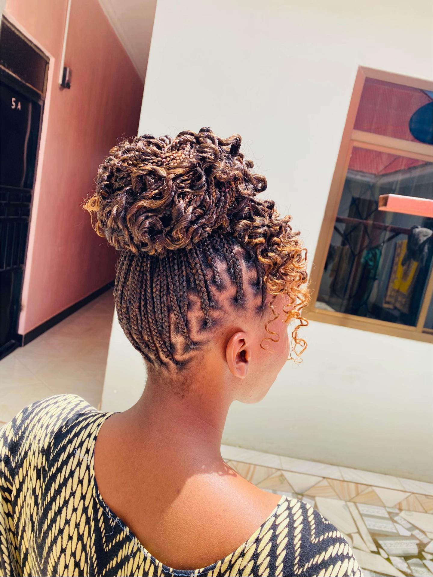 @nipher_beauty_parlour🧝&zwj;♀️