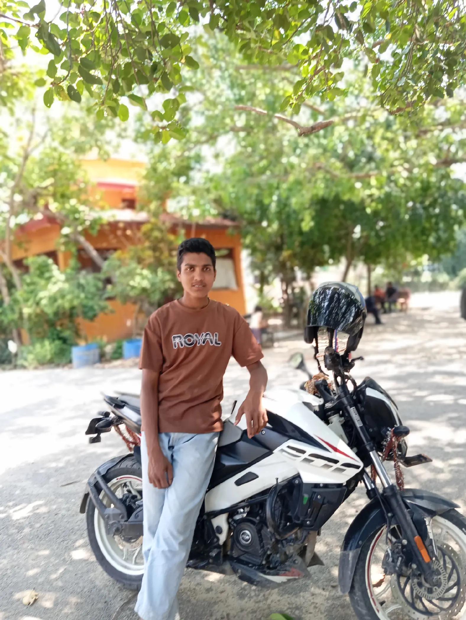 @यादव°᭄Sᴀʀᴋᴀʀ