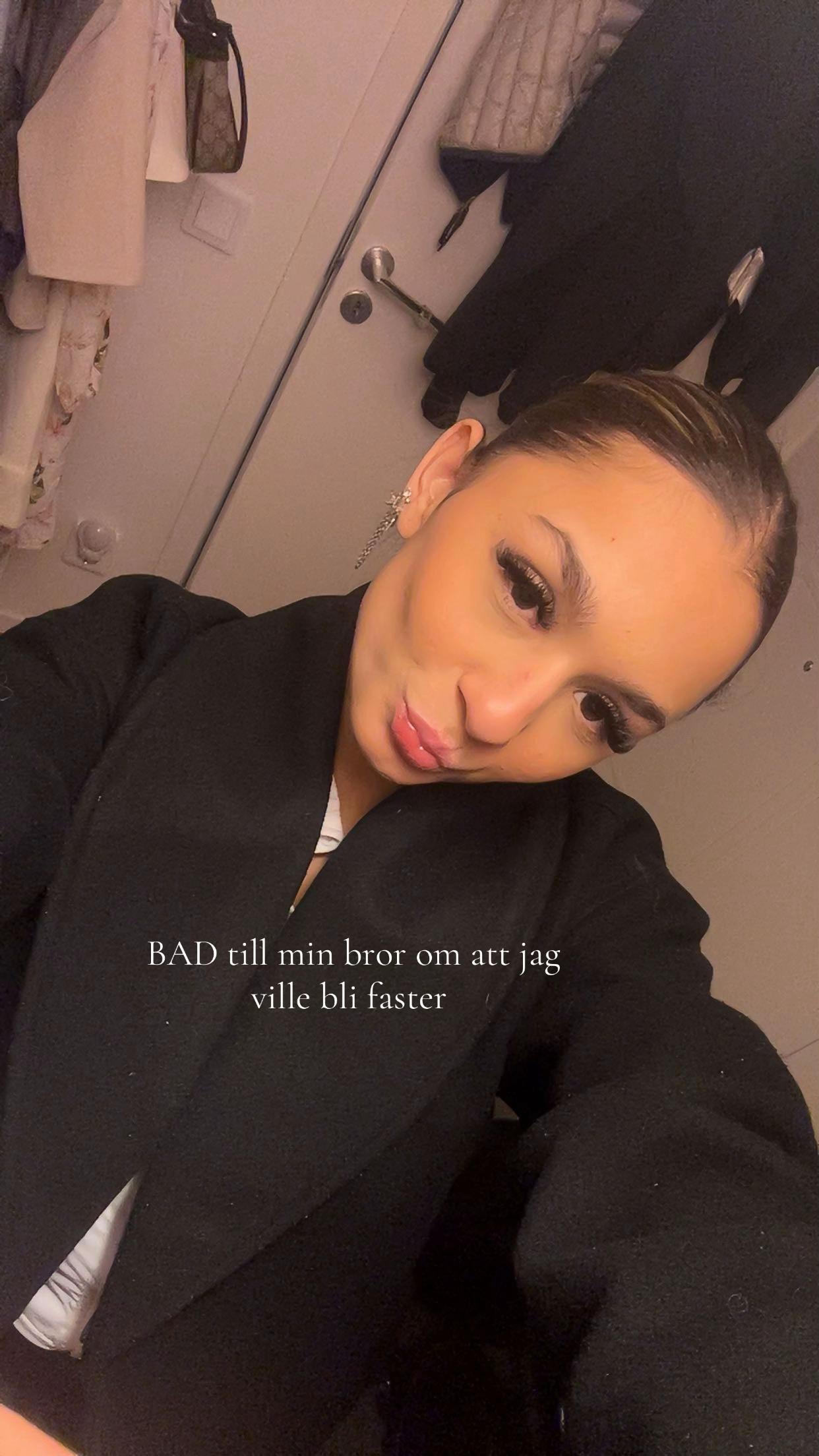 @#dfknbezza👐🏼