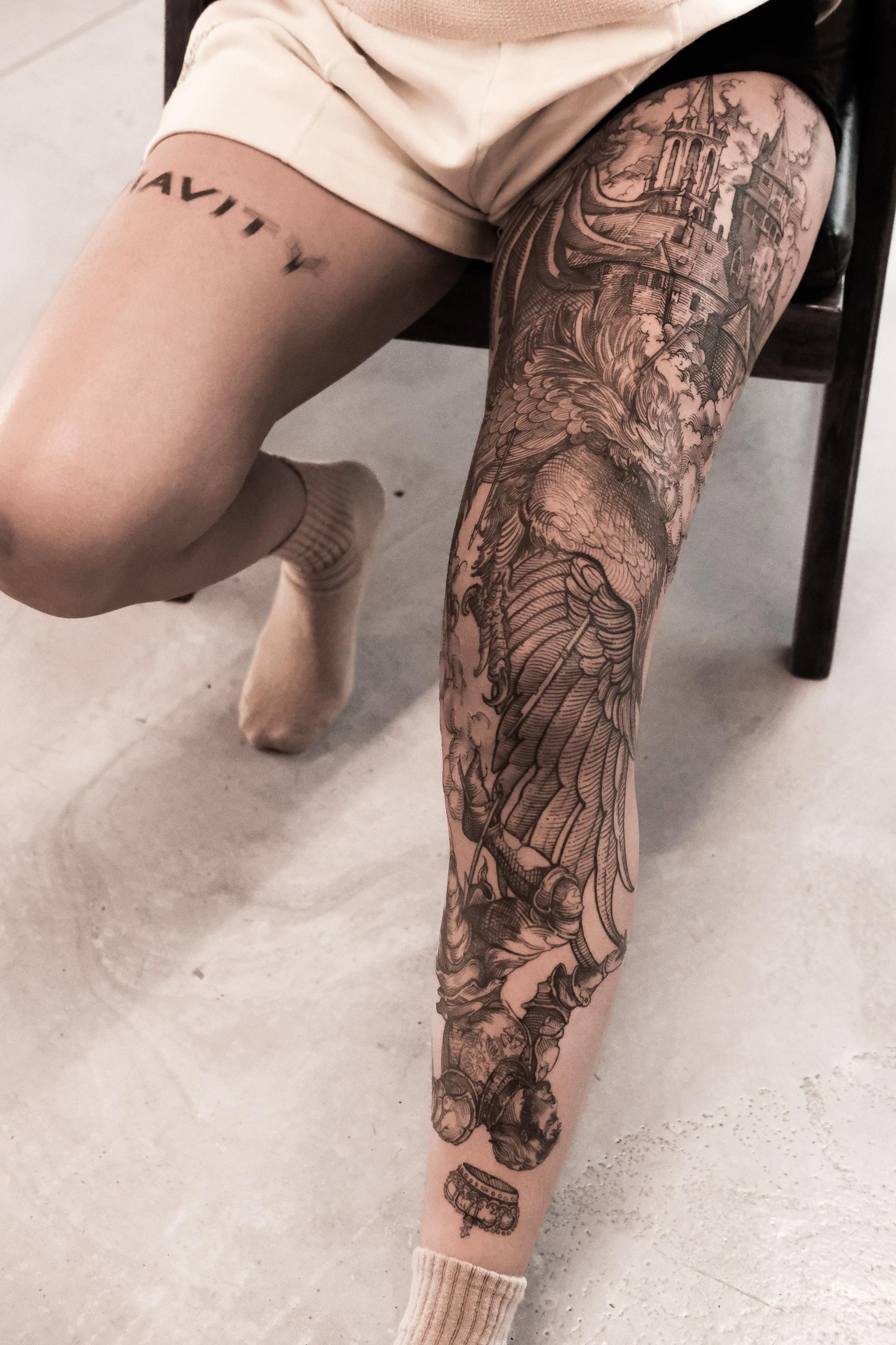 @Lesya Crow