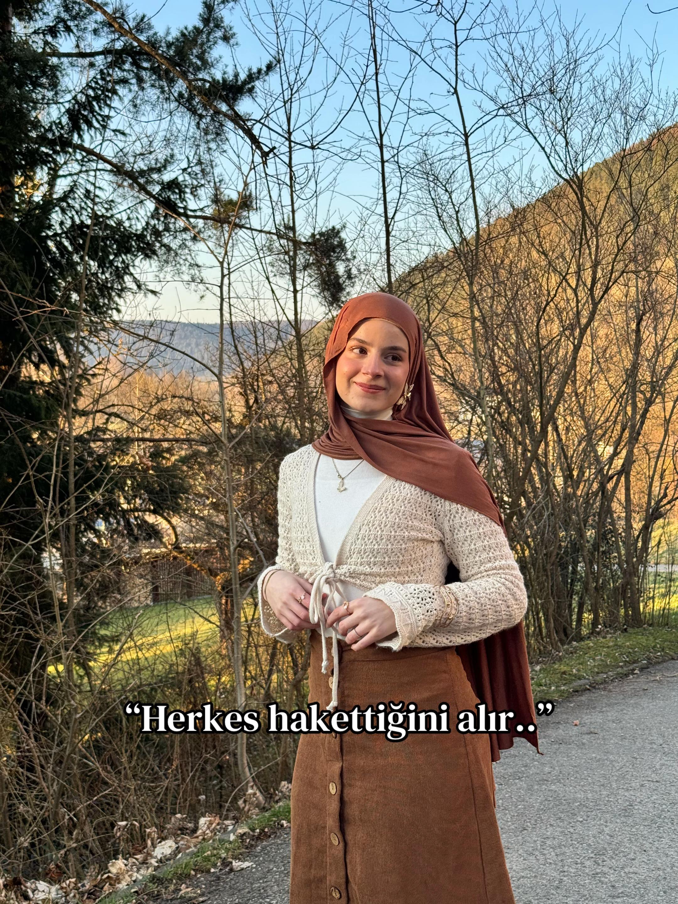 @𝙛𝙖𝙩𝙢𝙖𝙣𝙪𝙧🦢