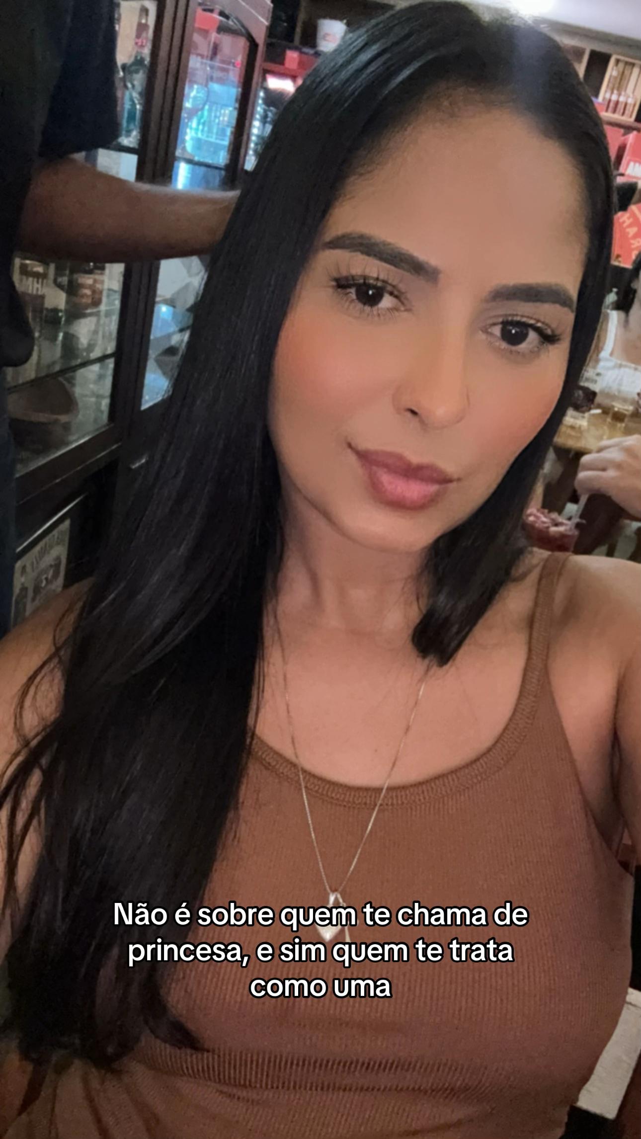 @Poliana Andrade 🦋