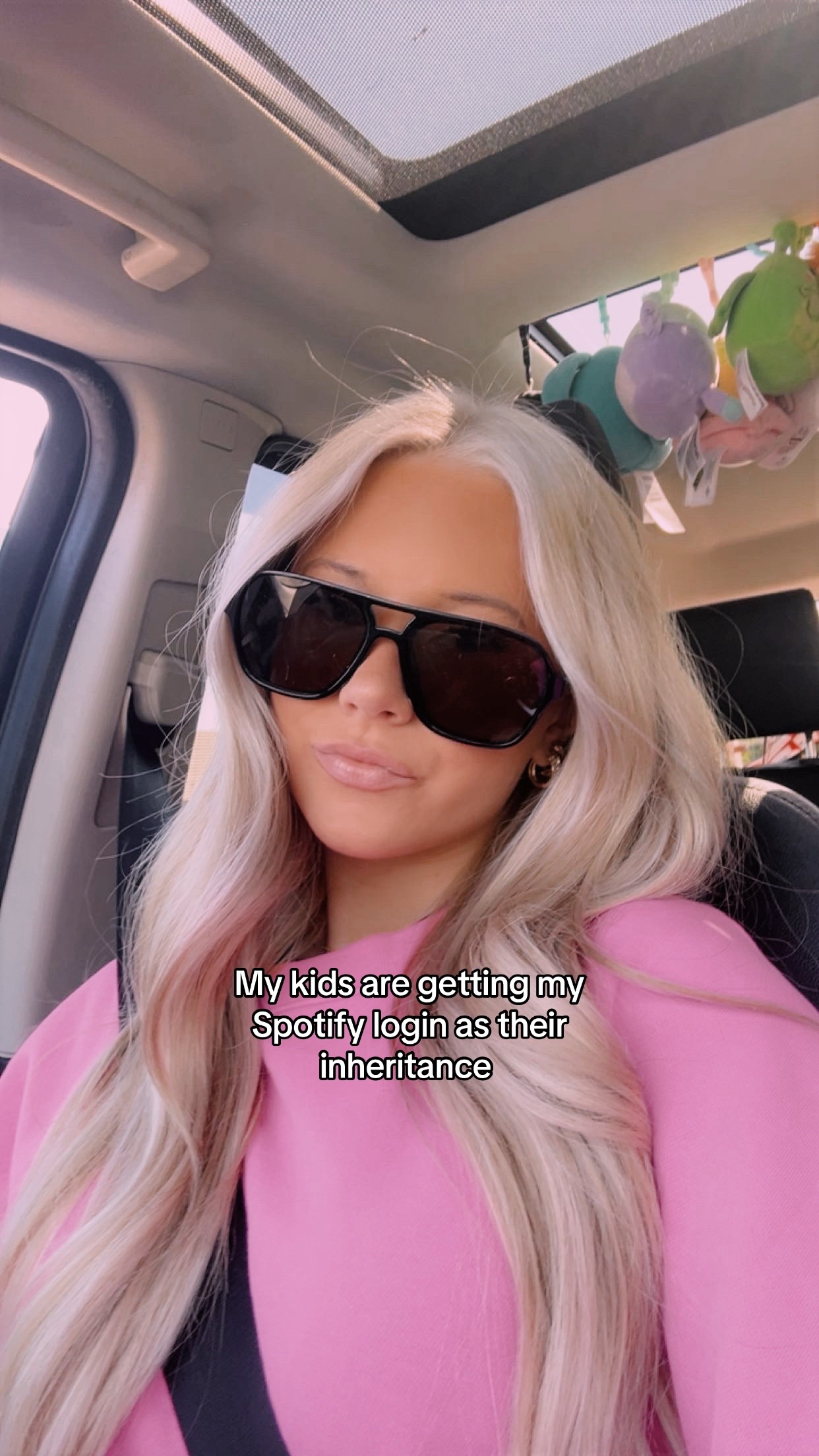 @AVA