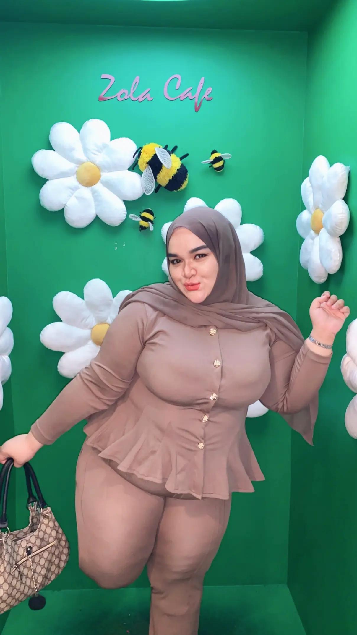 @moms_afiyah