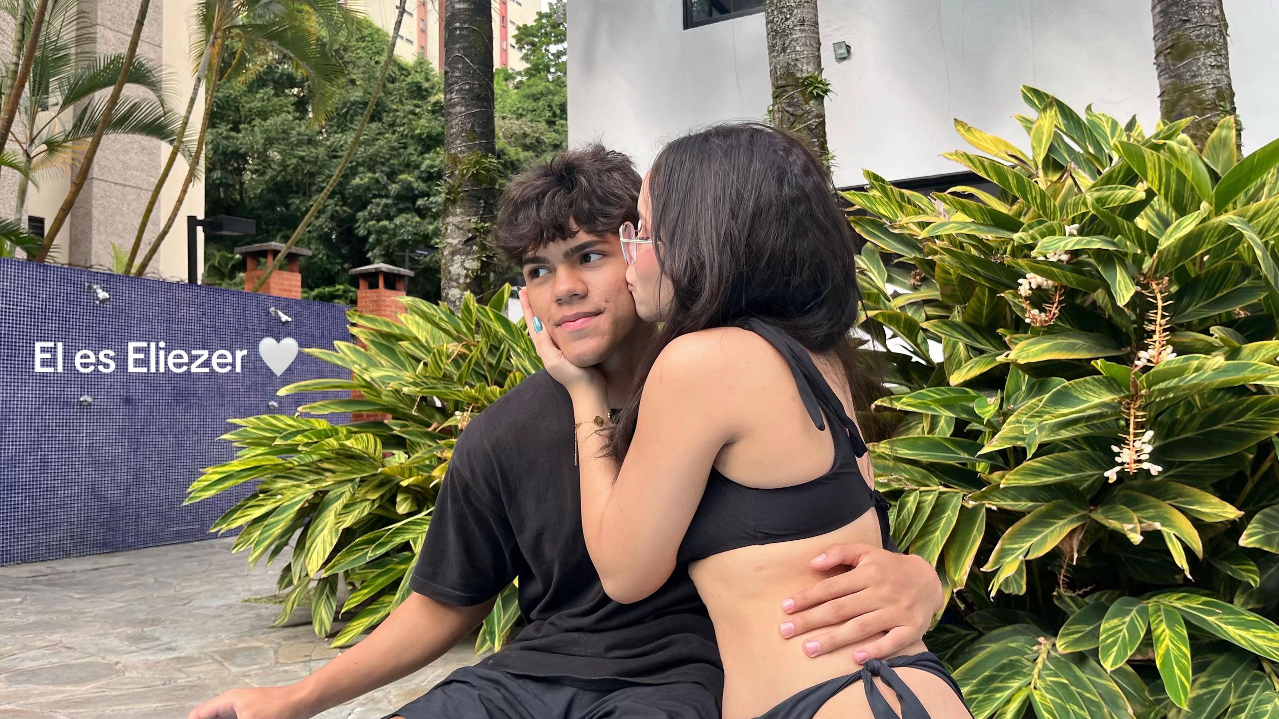 @Bella<3