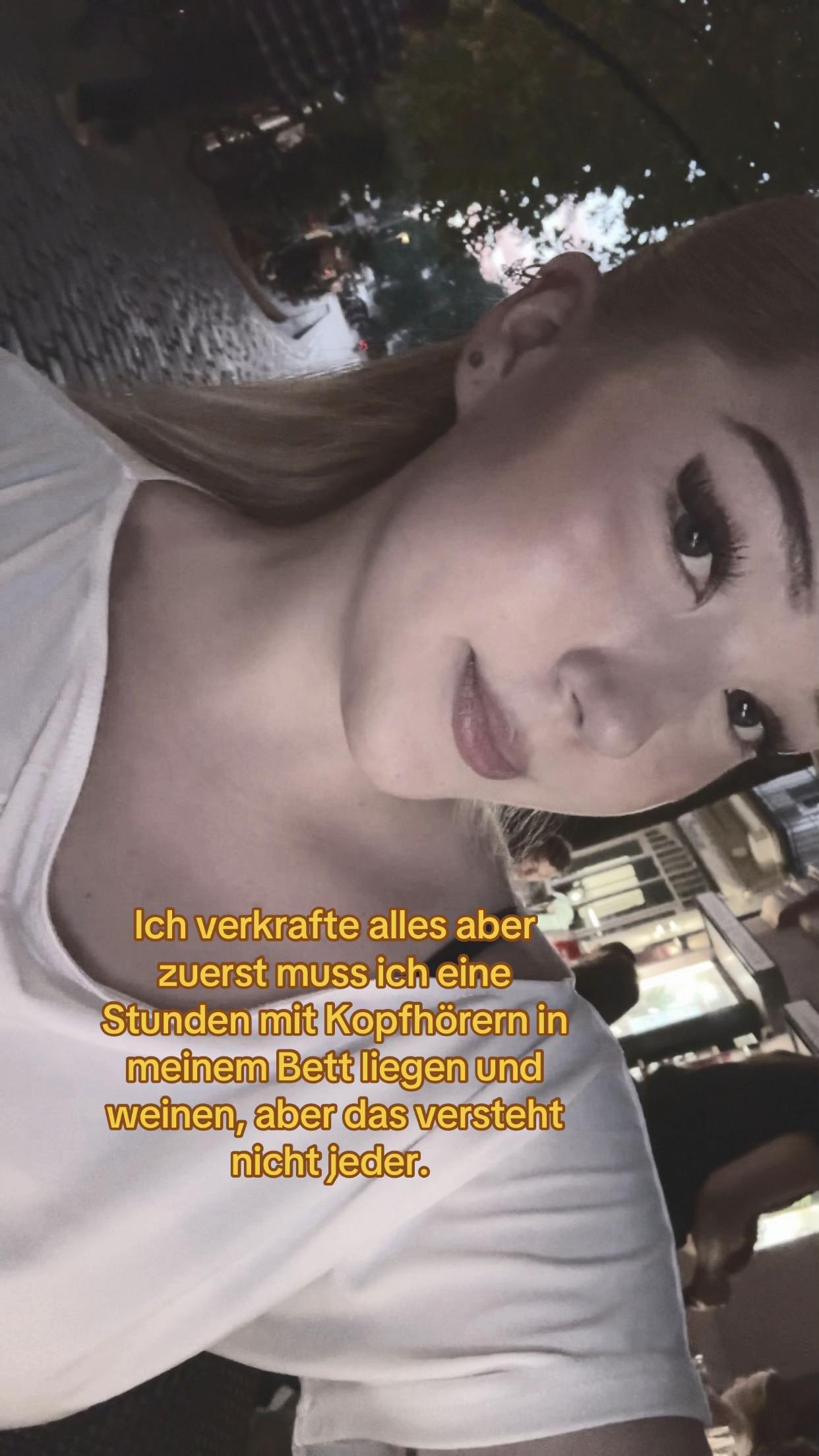 @adrija 🪽