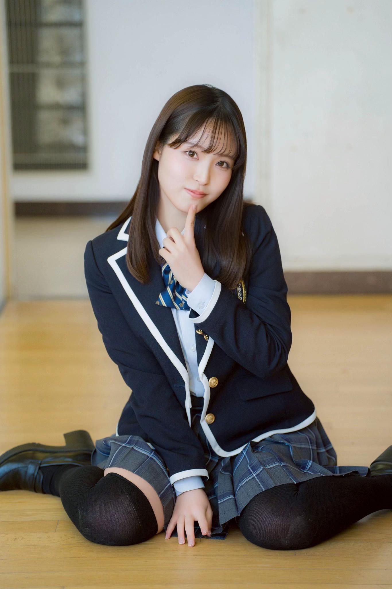 @竹内さりあ