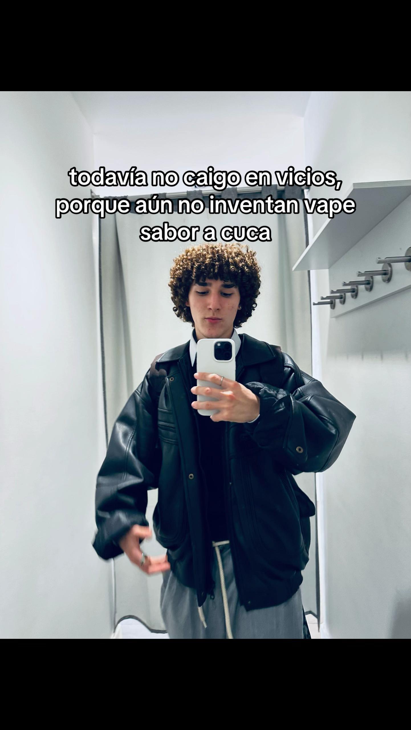 @lucasss