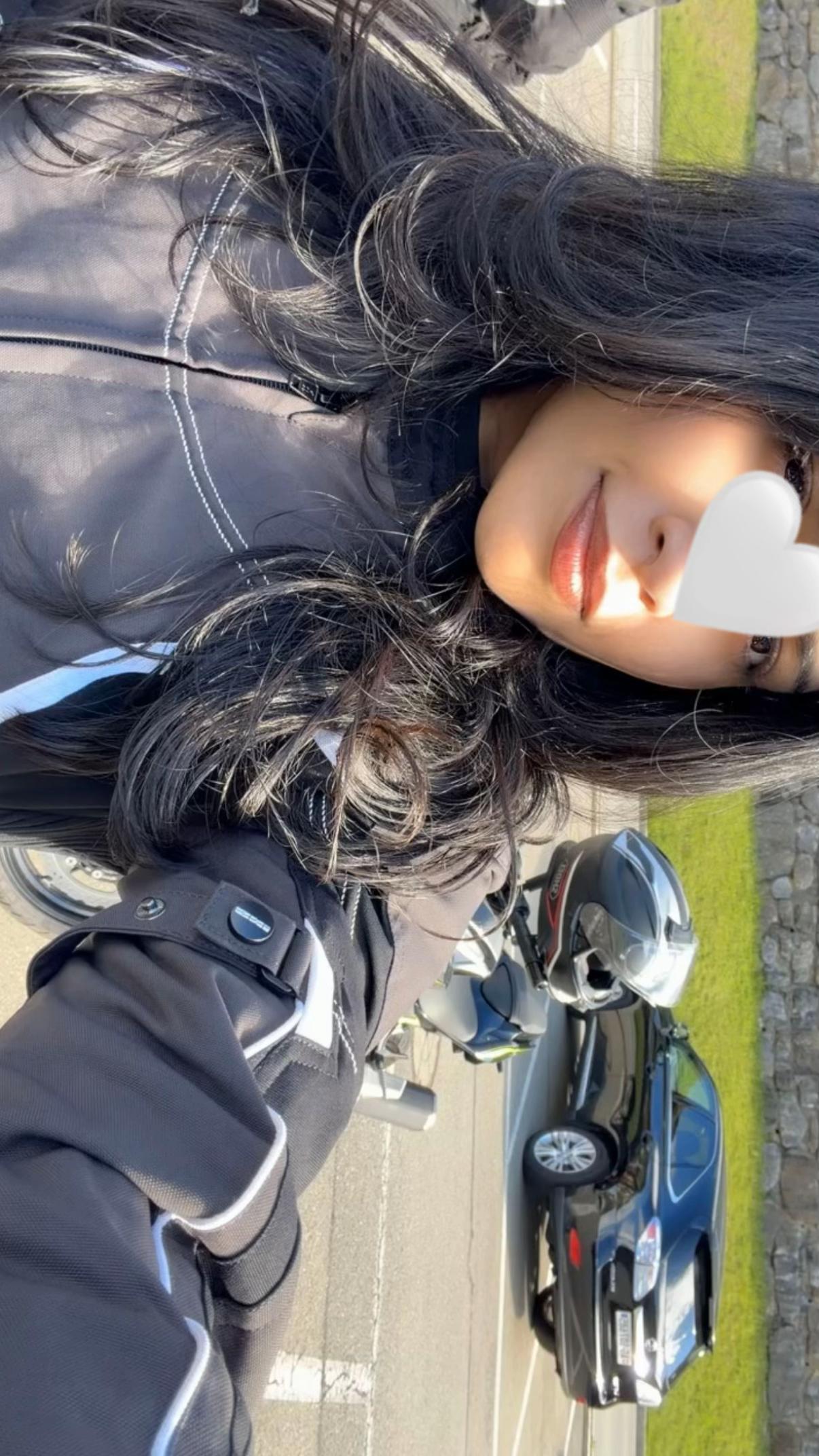 @vithxya