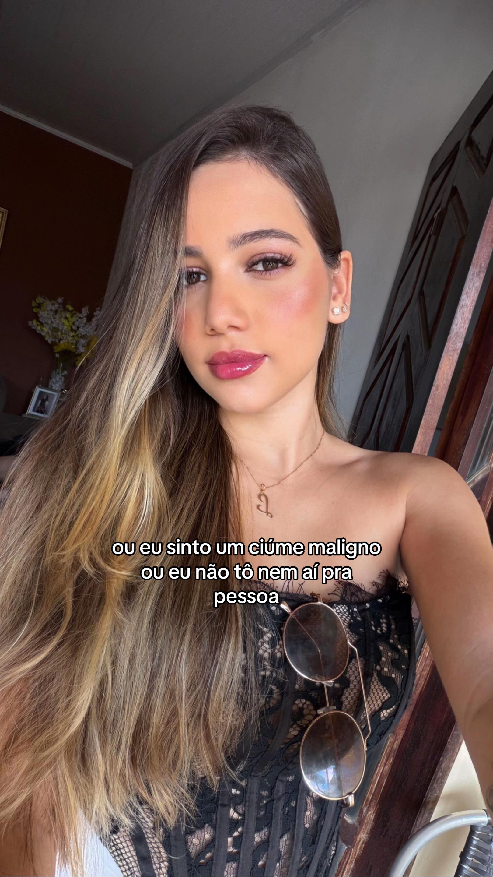 @Lunna Tauany