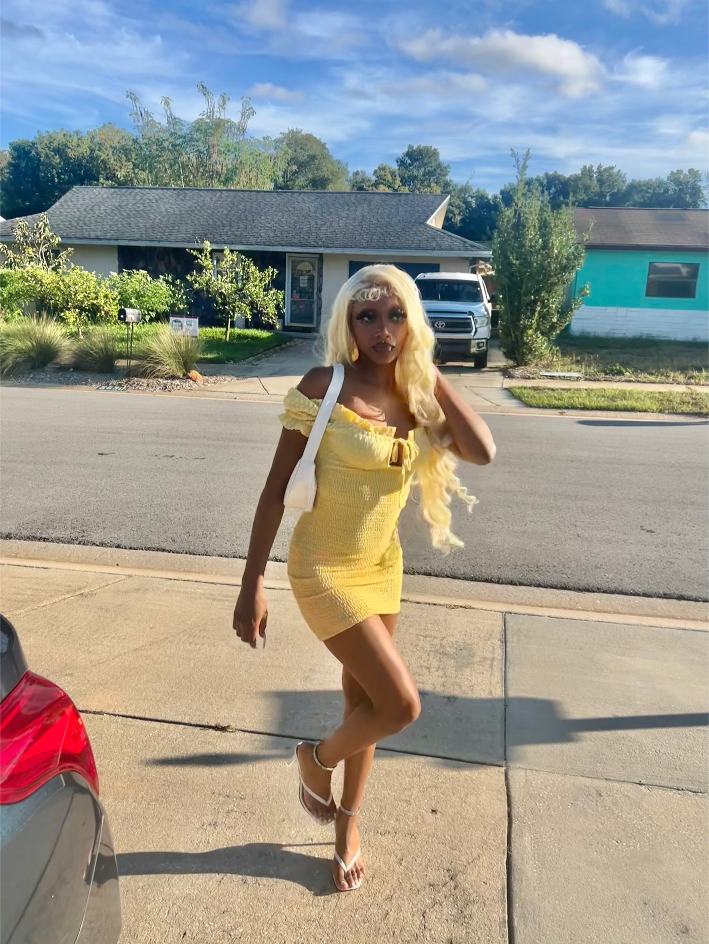 @Holyxtrin
