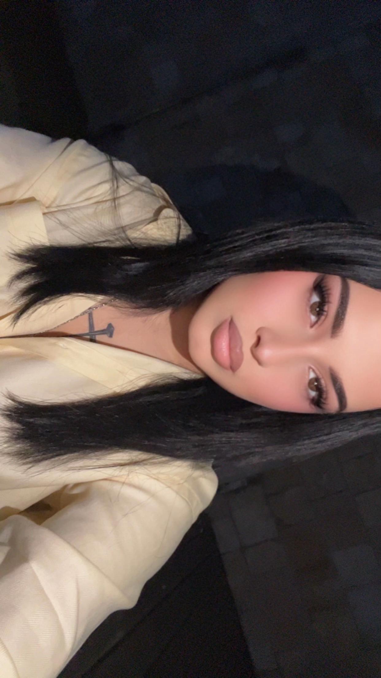 @elaa👩🏻