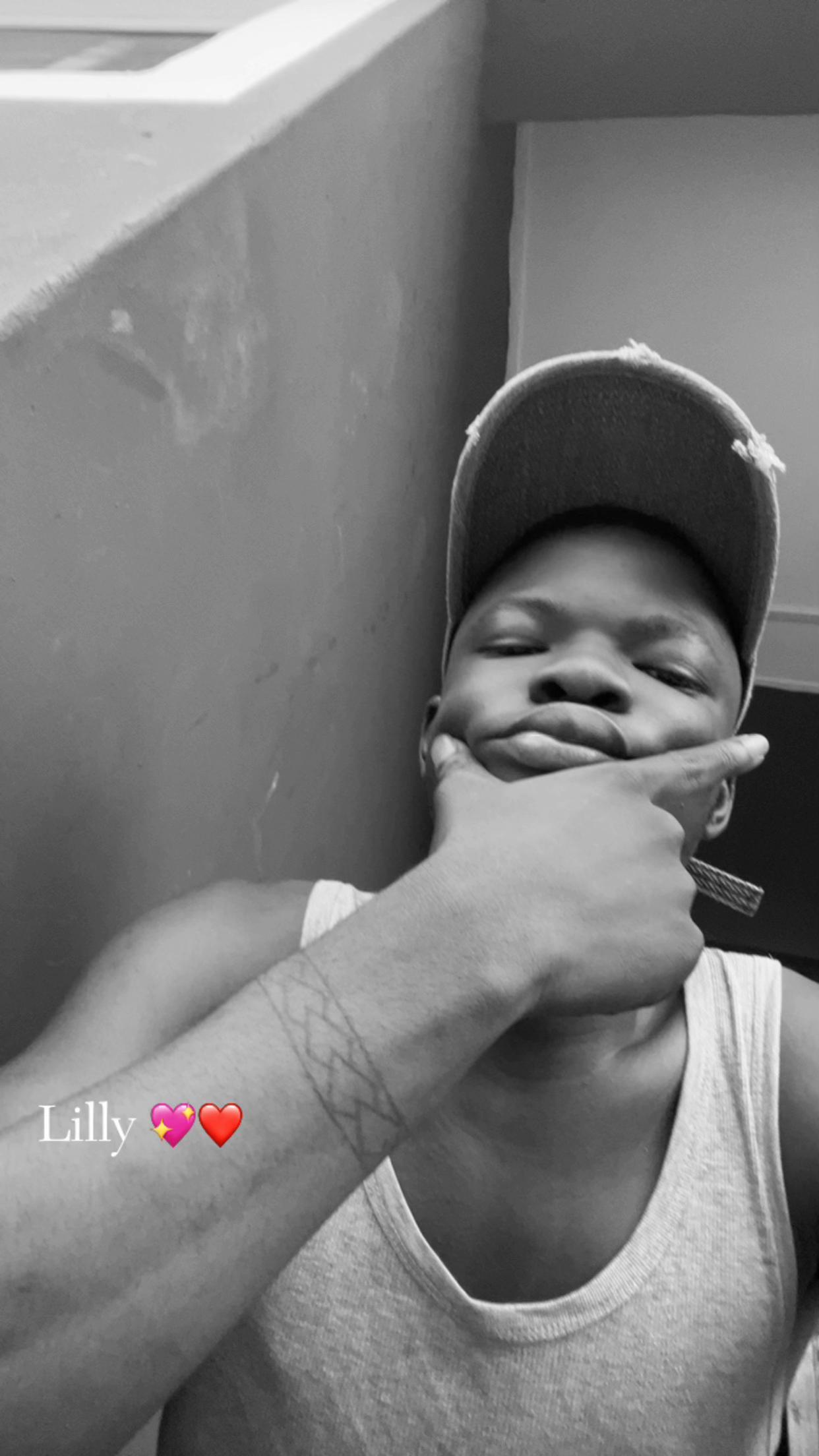 @Holayinka 🤘🥰❤️❤️💖🦋🦋🤍