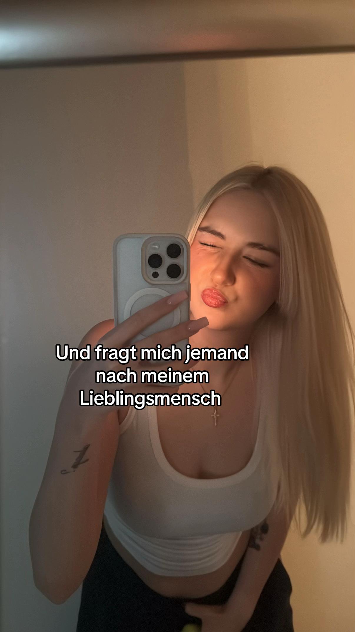 @𝓜𝓮𝓵𝓸𝓭𝔂