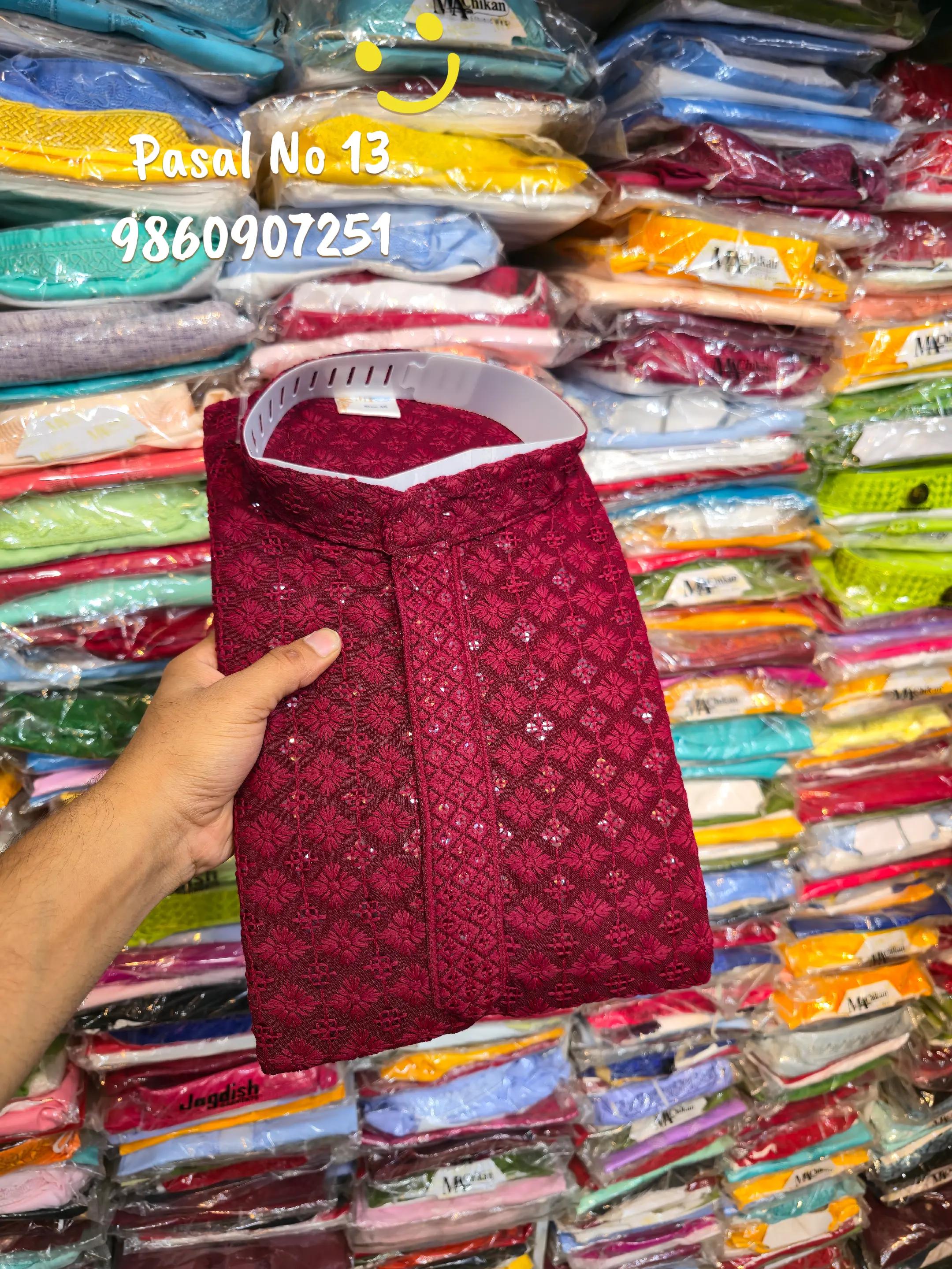 @Aarushi Collection Center