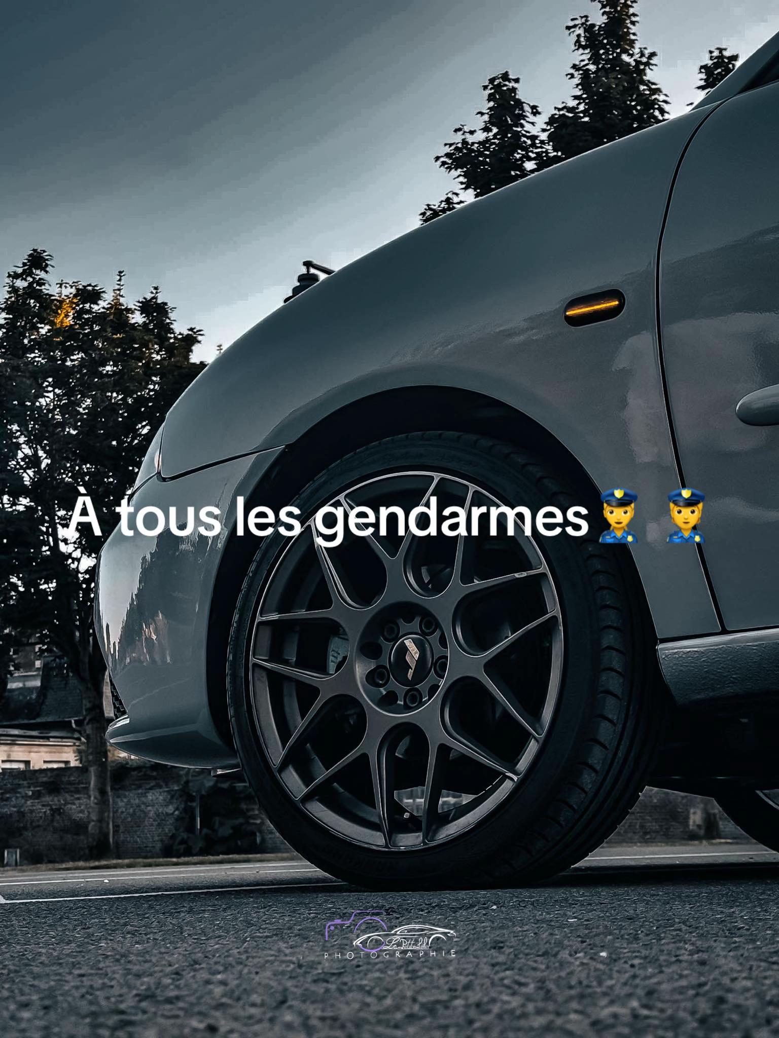 @La-Petite-6P