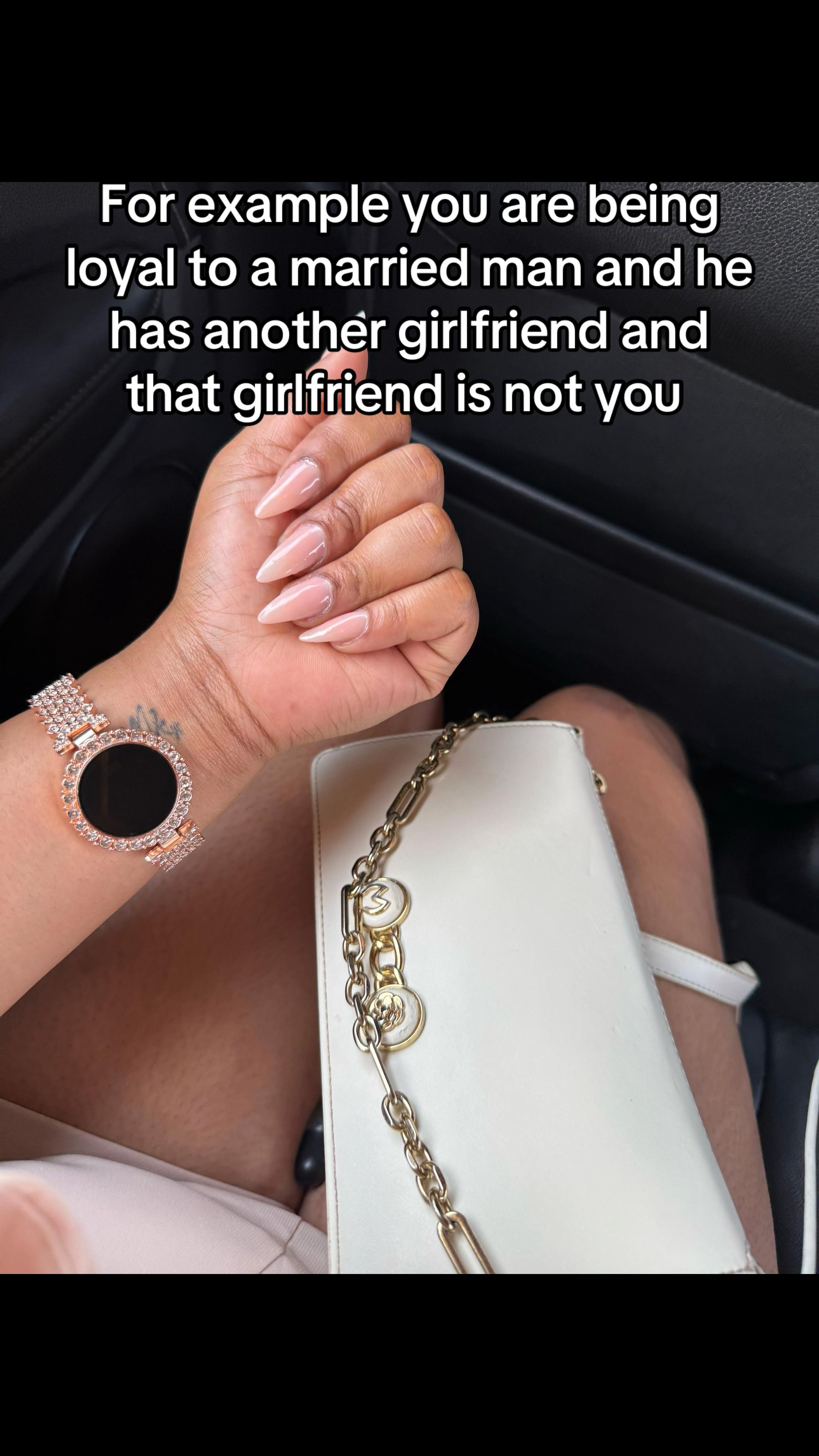 @Ta-🖤niqua