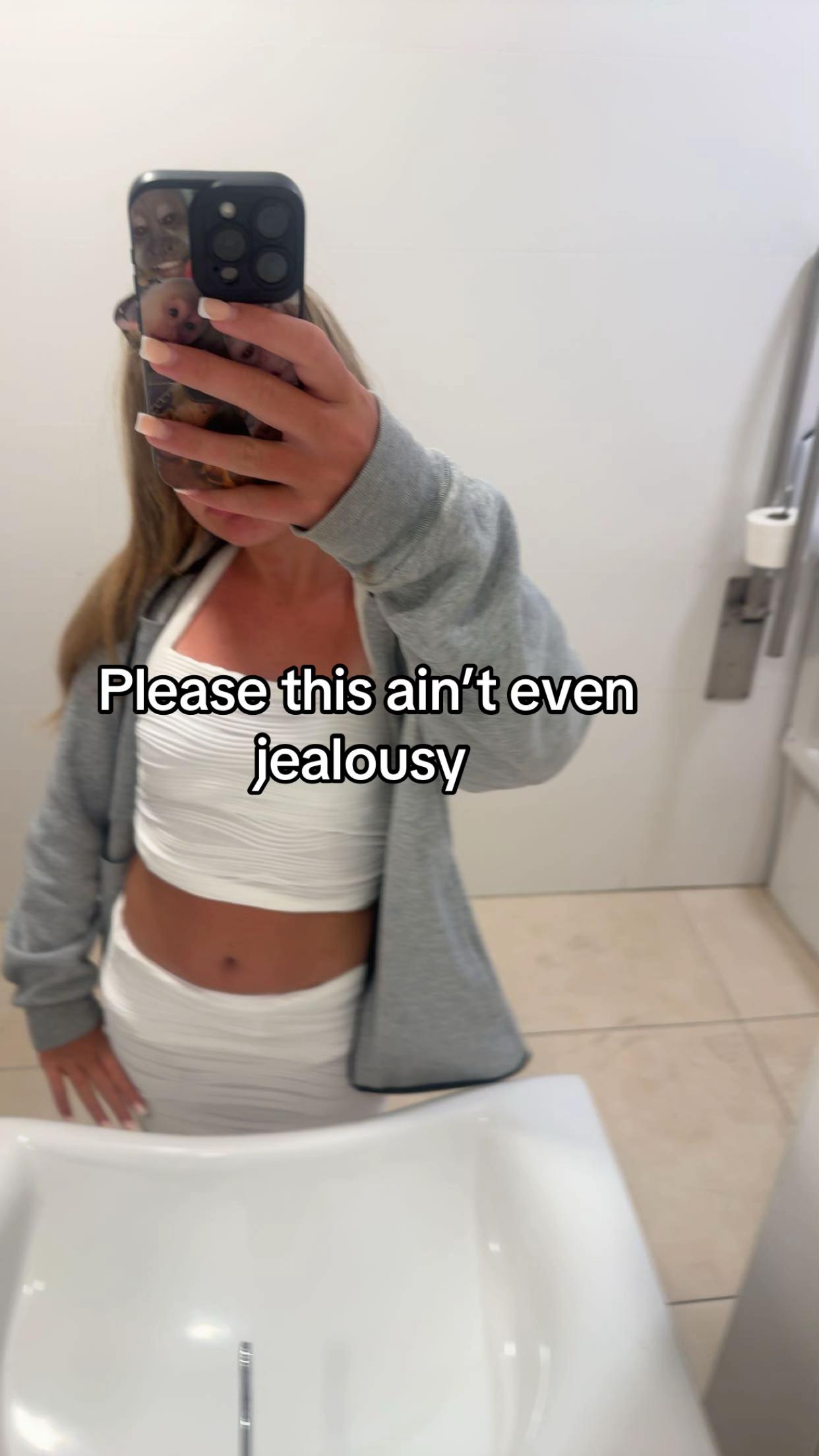 @Ellie Lambert