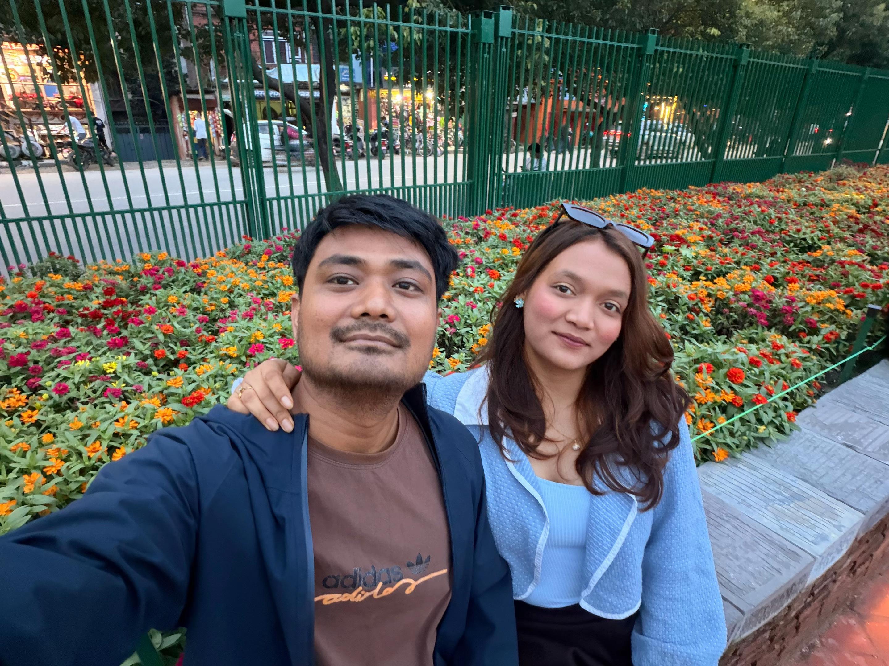 @Sneha_stha9999🌻